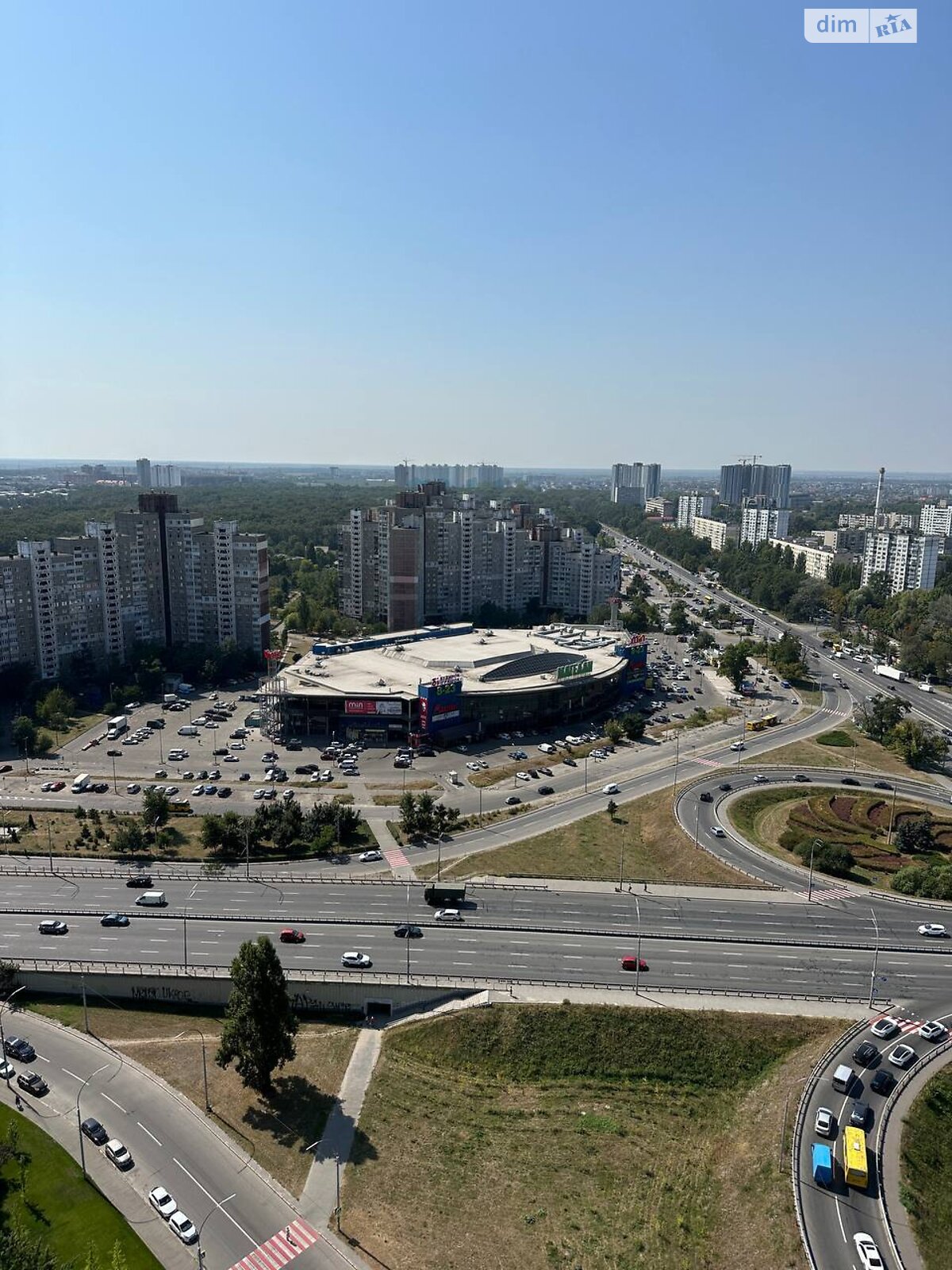 однокімнатна квартира в Києві, район Голосіївський, на вул. Академіка Заболотного 1А в довготривалу оренду помісячно фото 1