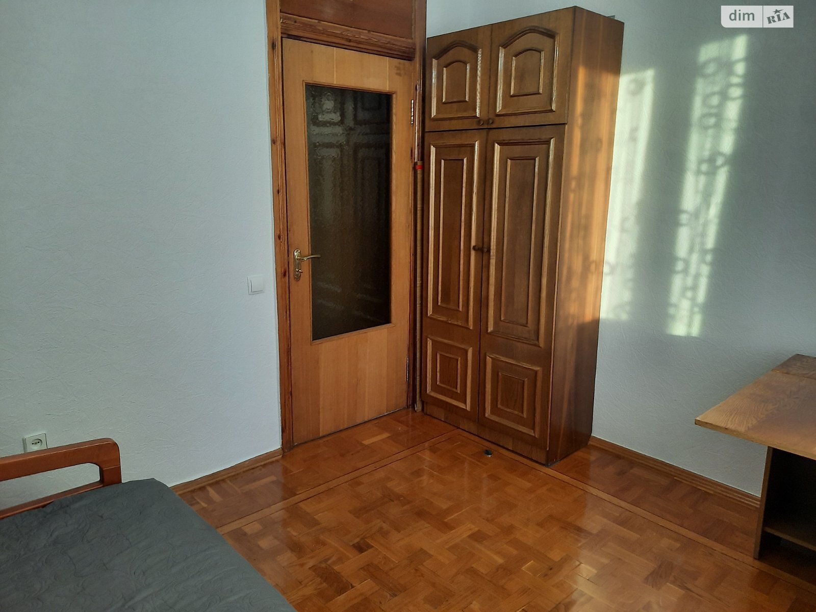 трикімнатна квартира в Києві, район Голосіївський, на вул. Антоновича 103А в довготривалу оренду помісячно фото 1 трикімнатна квартира в Києві, район Голосіївський, на вул. Антоновича 103А в довготривалу оренду помісячно фото 1