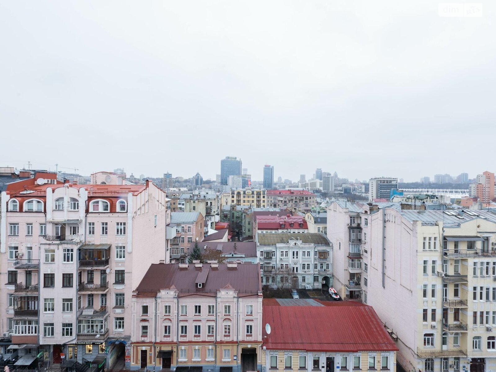 пятикомнатная квартира в Киеве, район Голосеевский, на ул. Антоновича 8 в аренду на долгий срок помесячно фото 1 пятикомнатная квартира в Киеве, район Голосеевский, на ул. Антоновича 8 в аренду на долгий срок помесячно фото 1