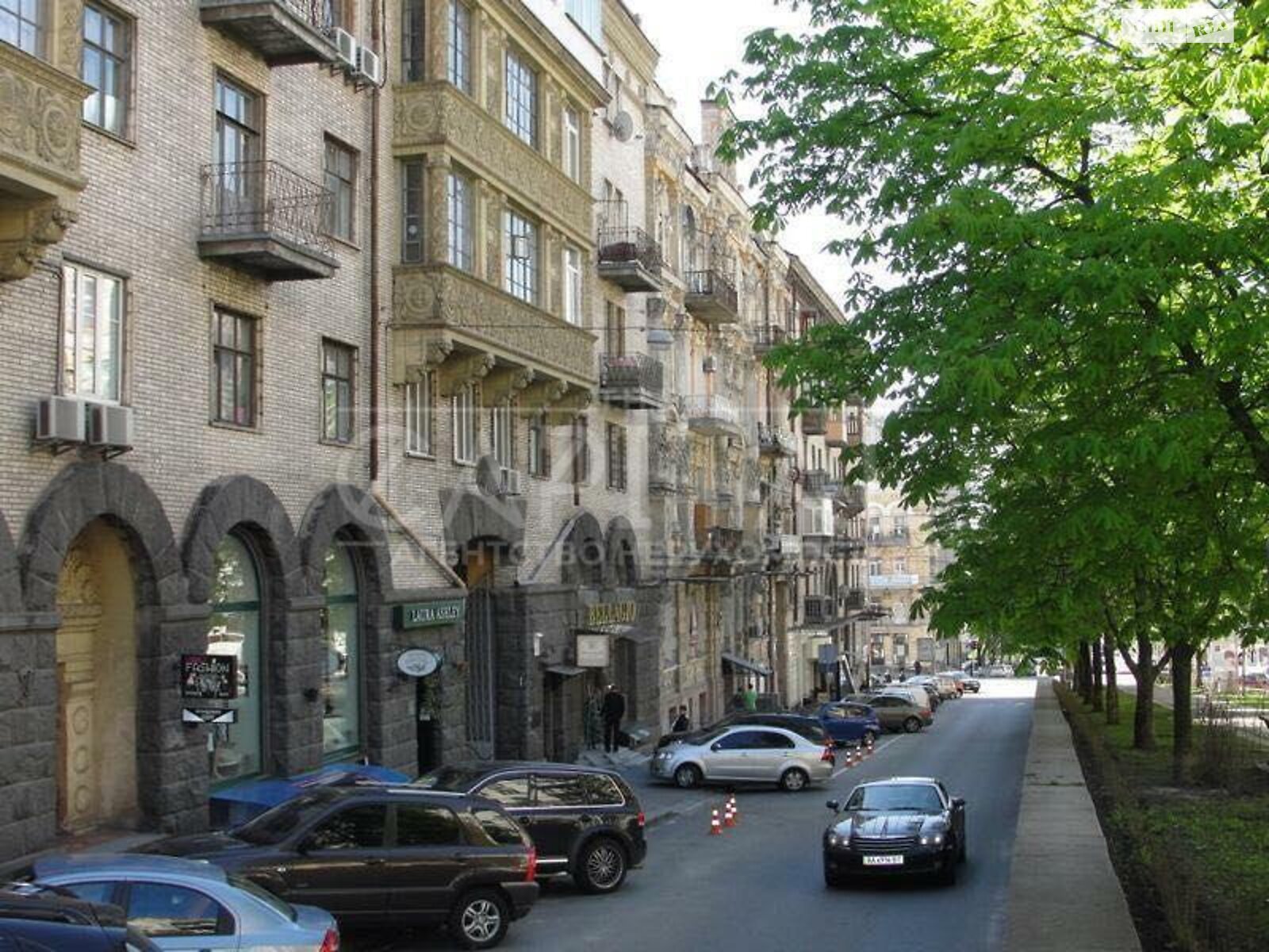 трехкомнатная квартира в Киеве, район Голосеевский, на ул. Антоновича 1 в аренду на долгий срок помесячно фото 1 трехкомнатная квартира в Киеве, район Голосеевский, на ул. Антоновича 1 в аренду на долгий срок помесячно фото 1