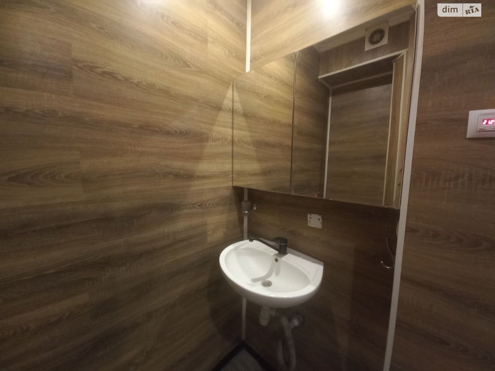 двокімнатна квартира з ремонтом в Києві, район Печерський, на вул. Велика Васильківська 120 в довготривалу оренду помісячно фото 1 двокімнатна квартира з ремонтом в Києві, район Печерський, на вул. Велика Васильківська 120 в довготривалу оренду помісячно фото 1