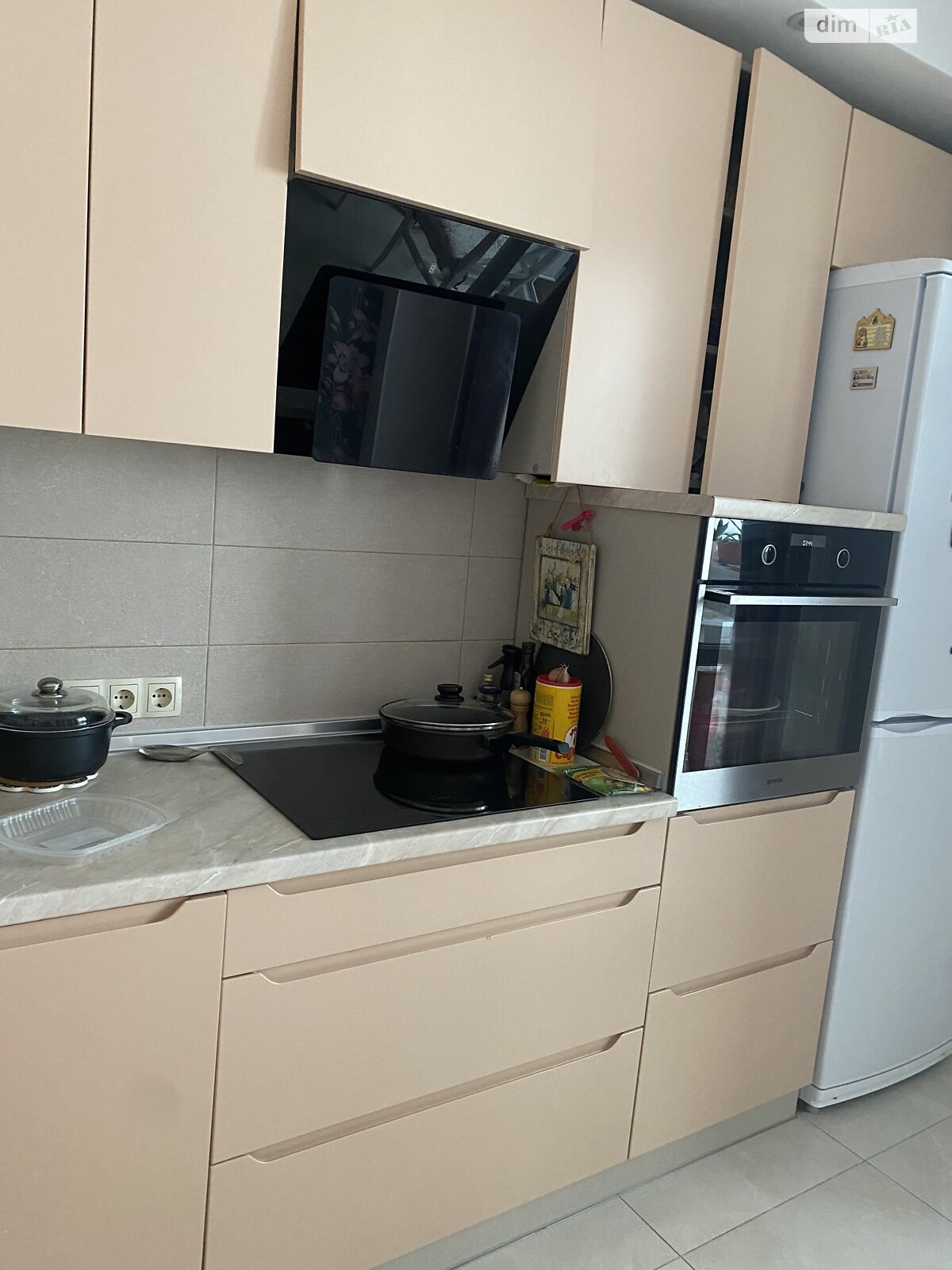 двокімнатна квартира в Києві, район Голосіївський, на вул. Деміївська 18 в довготривалу оренду помісячно фото 1 двокімнатна квартира в Києві, район Голосіївський, на вул. Деміївська 18 в довготривалу оренду помісячно фото 1