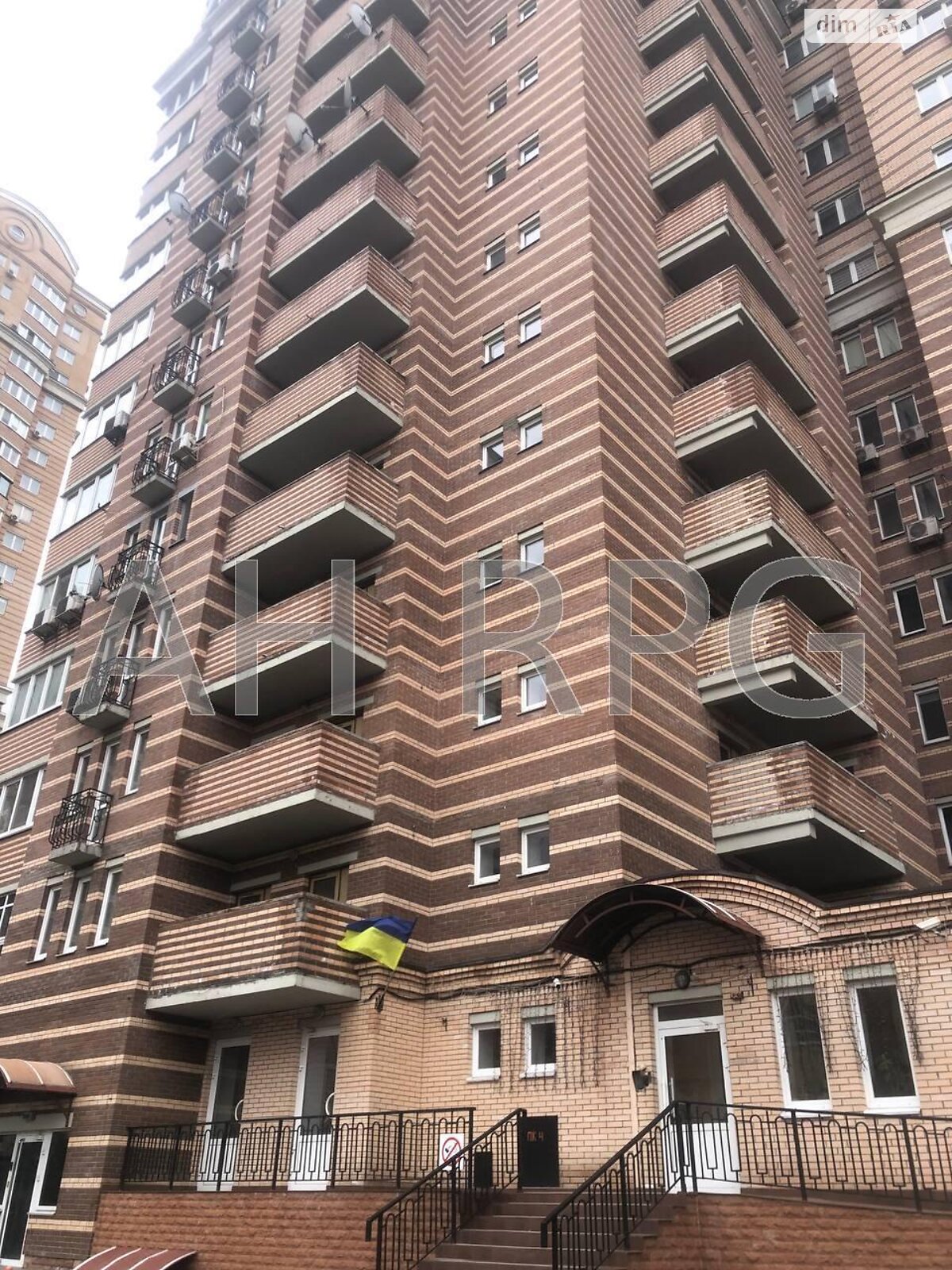 двухкомнатная квартира в Киеве, район Голосеевский, на ул. Голосеевская 13 в аренду на долгий срок помесячно фото 1