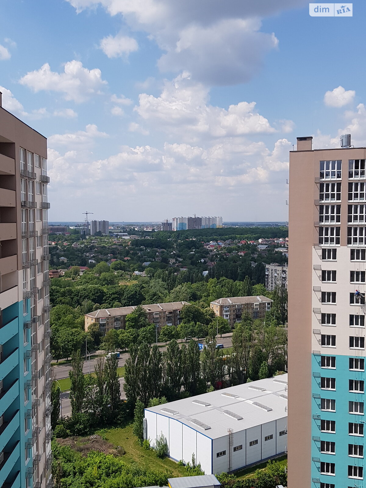 трикімнатна квартира з ремонтом в Києві, район Голосіївський, на вул. Академіка Заболотного в довготривалу оренду помісячно фото 1 трикімнатна квартира з ремонтом в Києві, район Голосіївський, на вул. Академіка Заболотного в довготривалу оренду помісячно фото 1