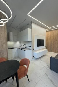 однокомнатная квартира в Киеве, район Голосеевский, на ул. Кустанайская 13 в аренду на долгий срок помесячно фото 2