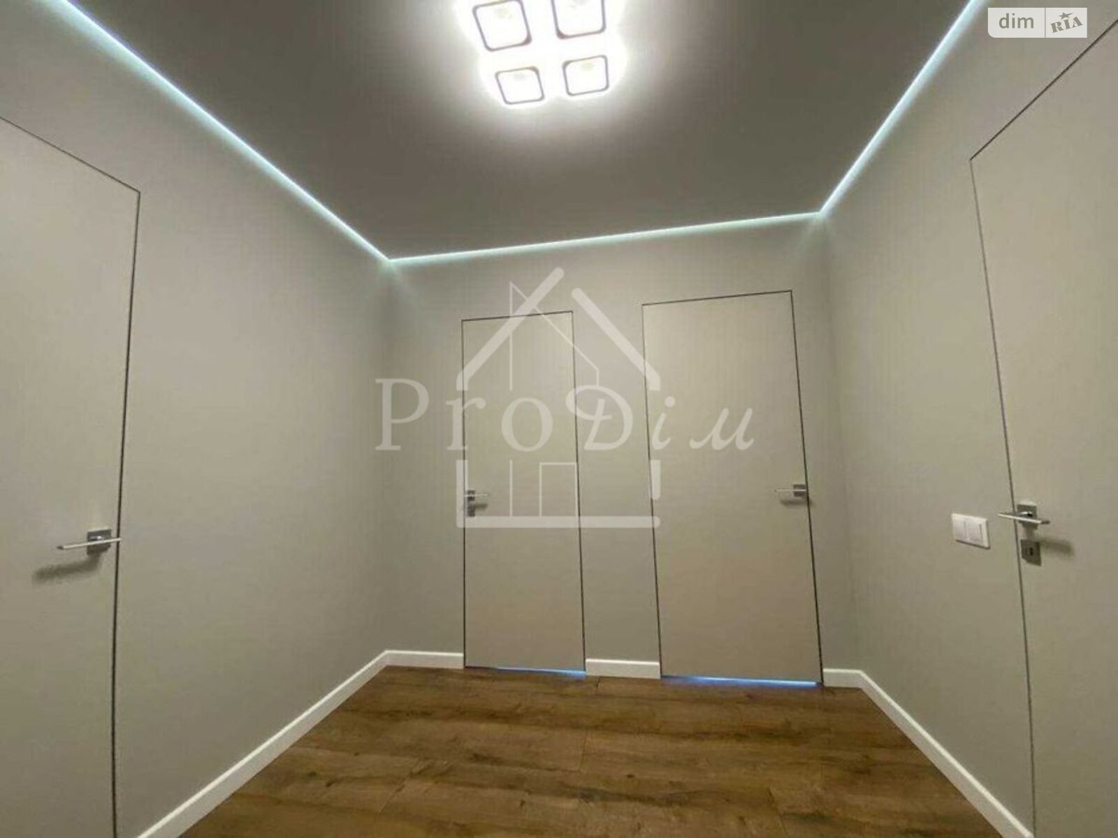 двухкомнатная квартира в Киеве, район Голосеевский, на пер. Лысогорский 20 в аренду на долгий срок помесячно фото 1 двухкомнатная квартира в Киеве, район Голосеевский, на пер. Лысогорский 20 в аренду на долгий срок помесячно фото 1