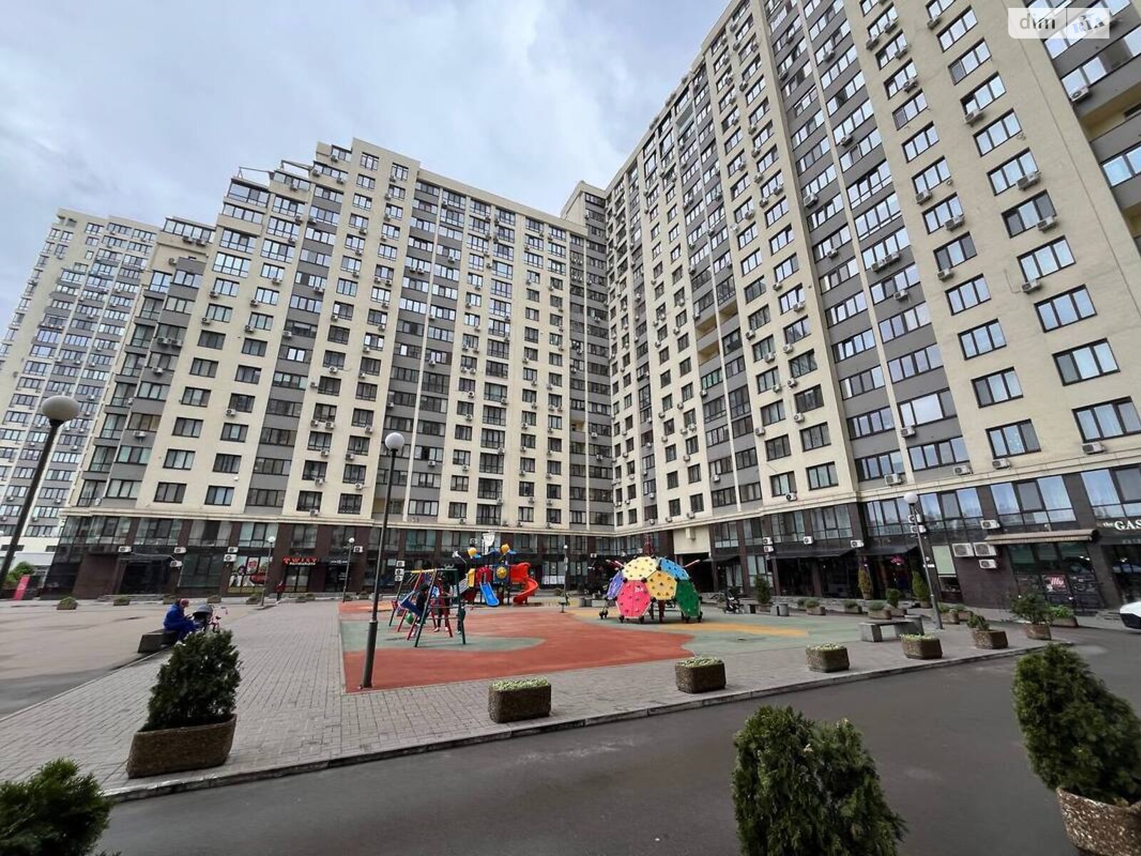 однокімнатна квартира в Києві, район Голосіївський, на вул. Самійла Кішки 10/1 в довготривалу оренду помісячно фото 1 однокімнатна квартира в Києві, район Голосіївський, на вул. Самійла Кішки 10/1 в довготривалу оренду помісячно фото 1