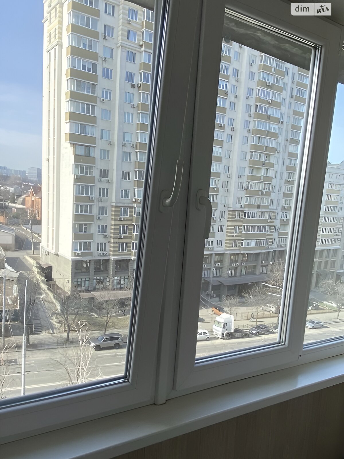 однокімнатна квартира в Києві, район Голосіївський, на просп. Науки 25 в довготривалу оренду помісячно фото 1 однокімнатна квартира в Києві, район Голосіївський, на просп. Науки 25 в довготривалу оренду помісячно фото 1