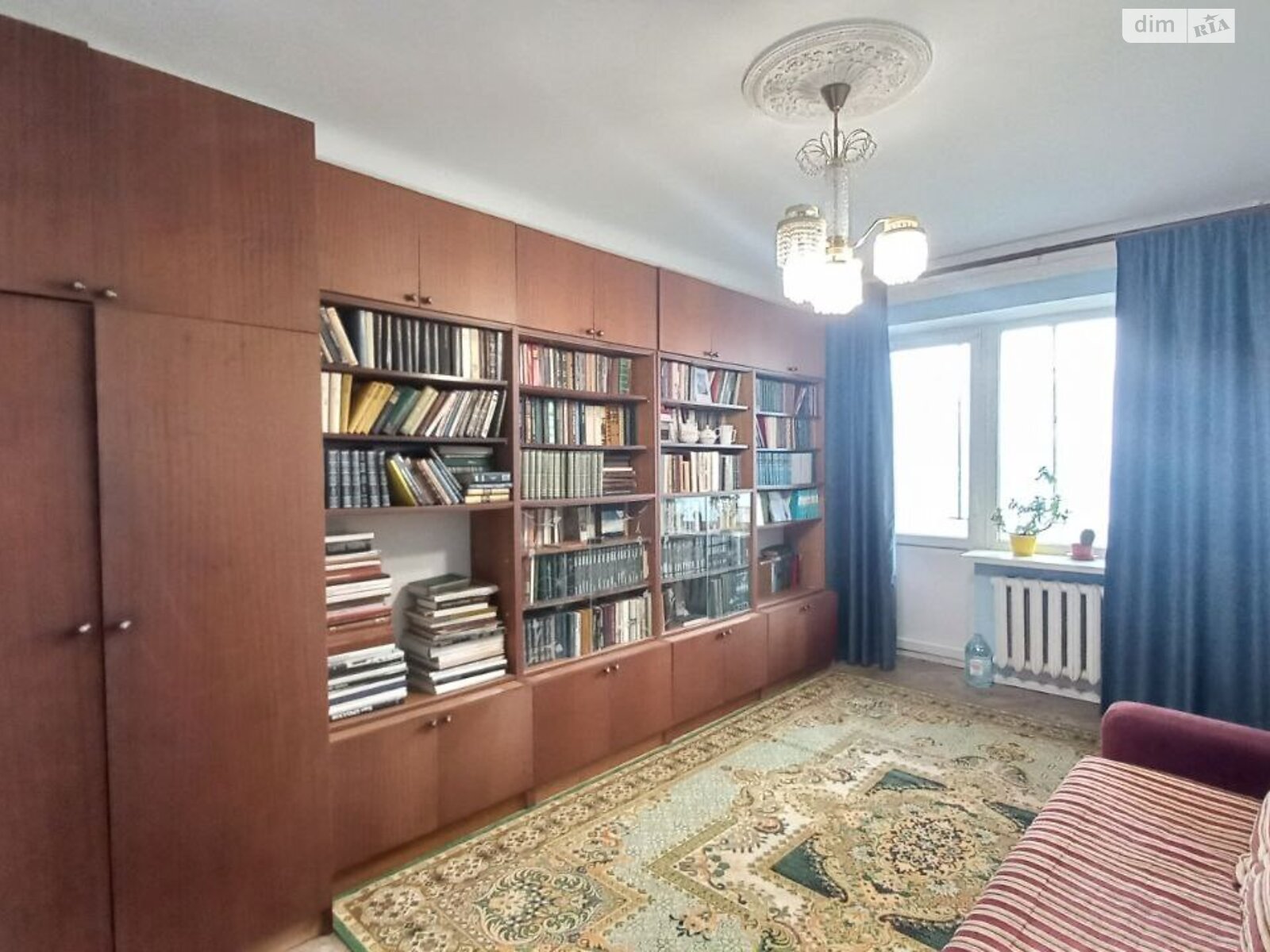 трехкомнатная квартира с мебелью в Киеве, район Голосеевский, на ул. Никольско-Ботаническая 27/29 в аренду на долгий срок помесячно фото 1 трехкомнатная квартира с мебелью в Киеве, район Голосеевский, на ул. Никольско-Ботаническая 27/29 в аренду на долгий срок помесячно фото 1