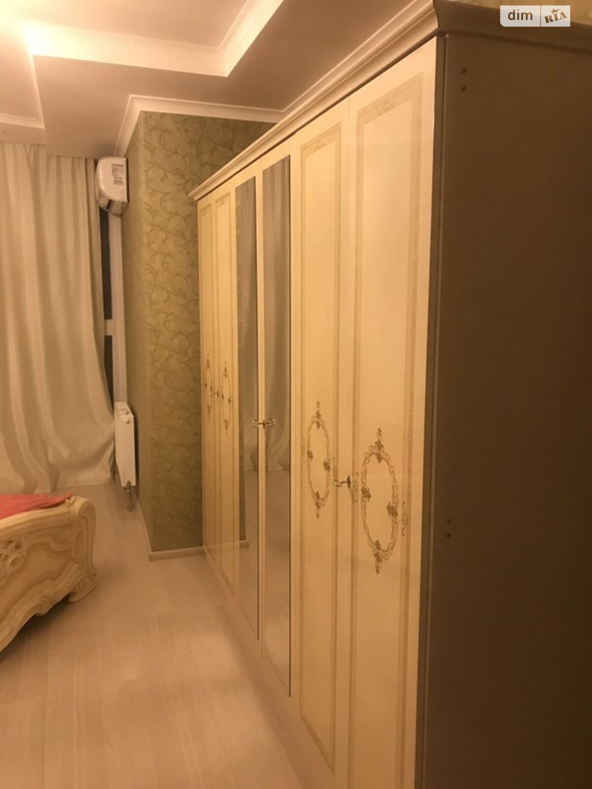 трикімнатна квартира в Києві, район Голосіївський, на вул. Михайла Максимовича 3Д в довготривалу оренду помісячно фото 1 трикімнатна квартира в Києві, район Голосіївський, на вул. Михайла Максимовича 3Д в довготривалу оренду помісячно фото 1