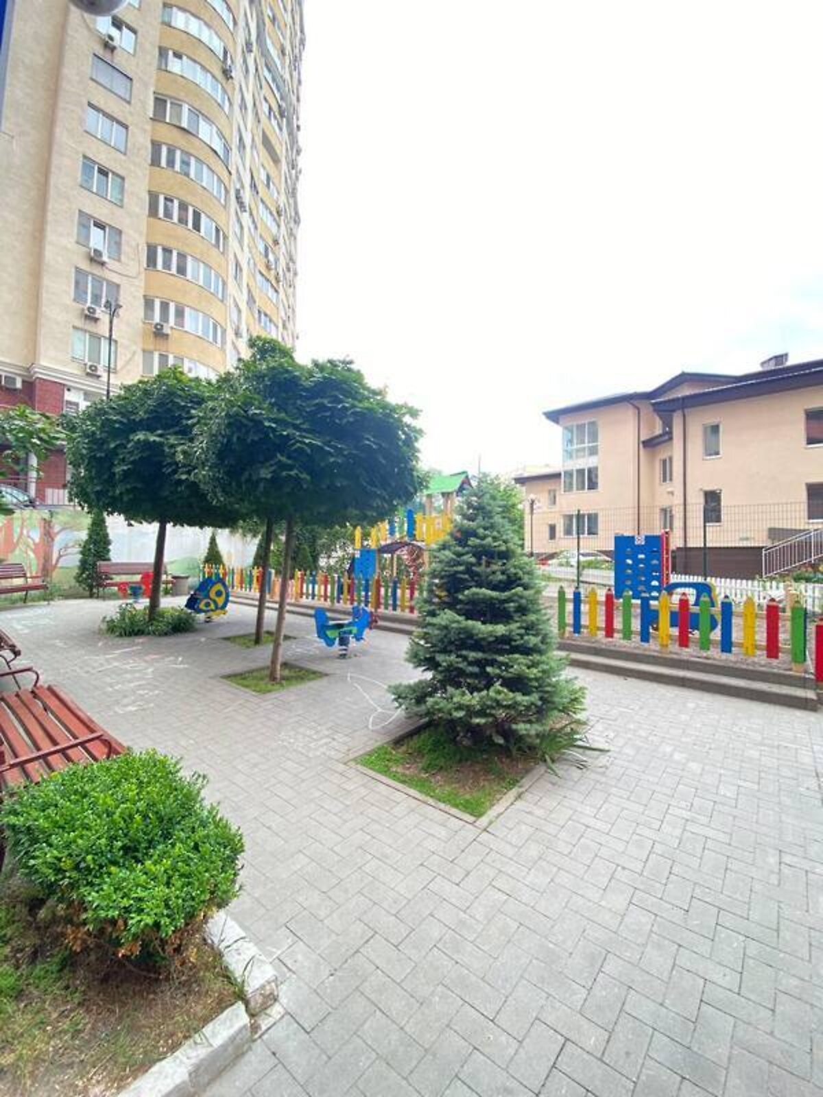 трехкомнатная квартира в Киеве, район Голосеевский, на ул. Михаила Максимовича 3Д в аренду на долгий срок помесячно фото 2 трехкомнатная квартира в Киеве, район Голосеевский, на ул. Михаила Максимовича 3Д в аренду на долгий срок помесячно фото 2