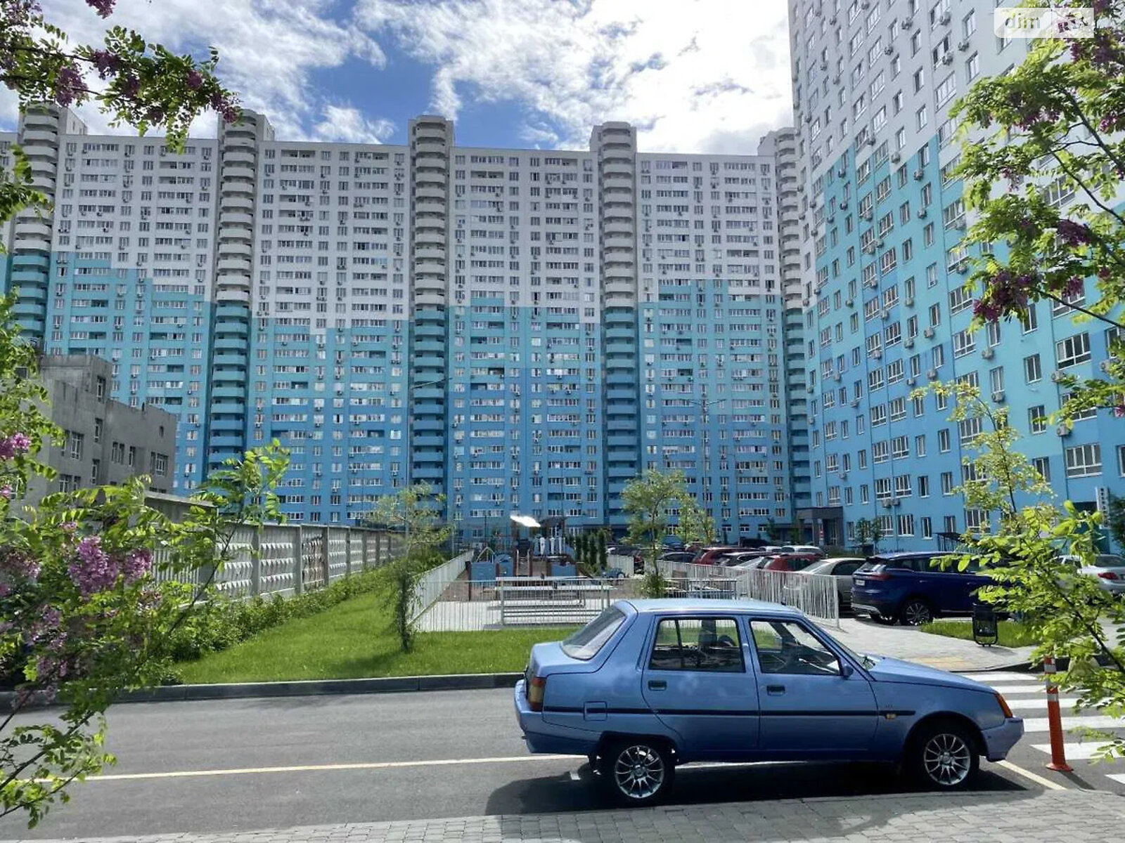 двухкомнатная квартира в Киеве, район Голосеевский, на ул. Пригородная 22Б в аренду на долгий срок помесячно фото 1 двухкомнатная квартира в Киеве, район Голосеевский, на ул. Пригородная 22Б в аренду на долгий срок помесячно фото 1