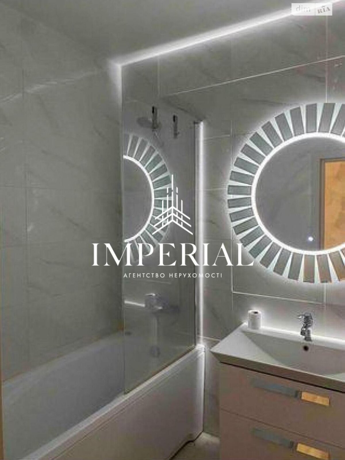 трехкомнатная квартира в Киеве, район Голосеевский, на ул. Ракетная 24 в аренду на долгий срок помесячно фото 1