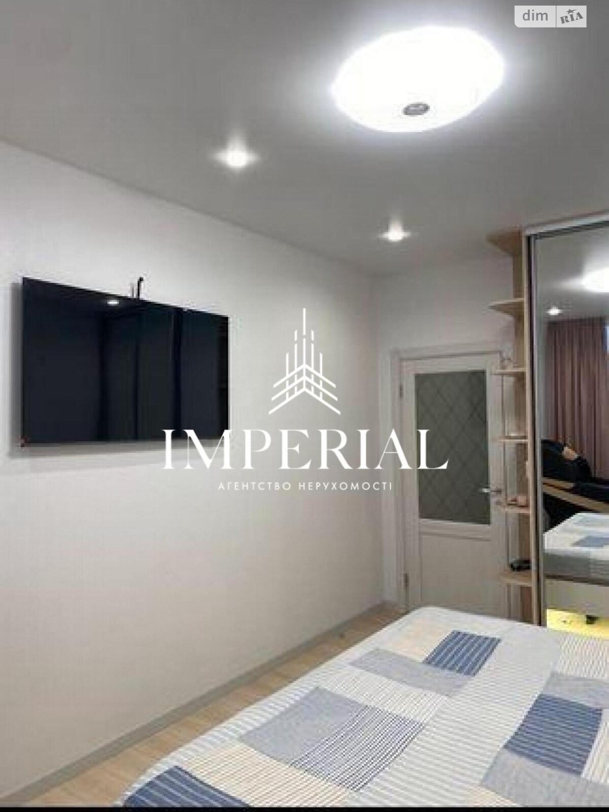 трехкомнатная квартира в Киеве, район Голосеевский, на ул. Ракетная 24 в аренду на долгий срок помесячно фото 1