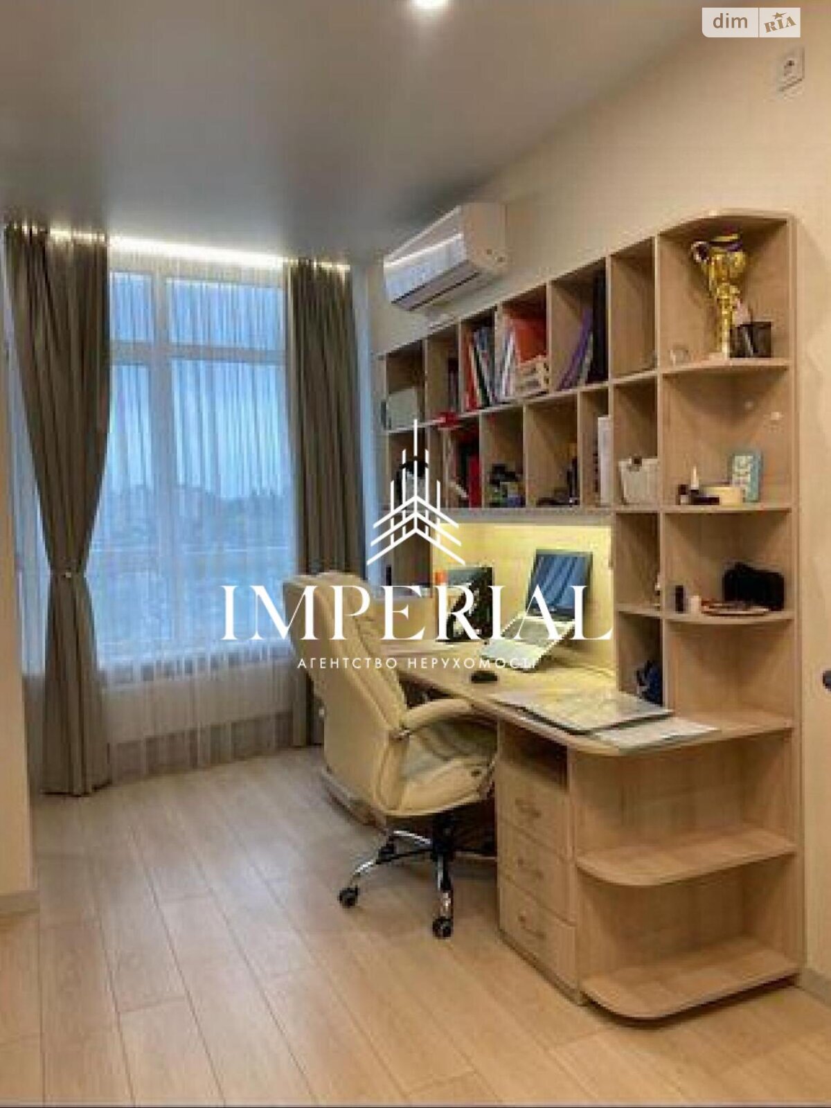 трехкомнатная квартира в Киеве, район Голосеевский, на ул. Ракетная 24 в аренду на долгий срок помесячно фото 1