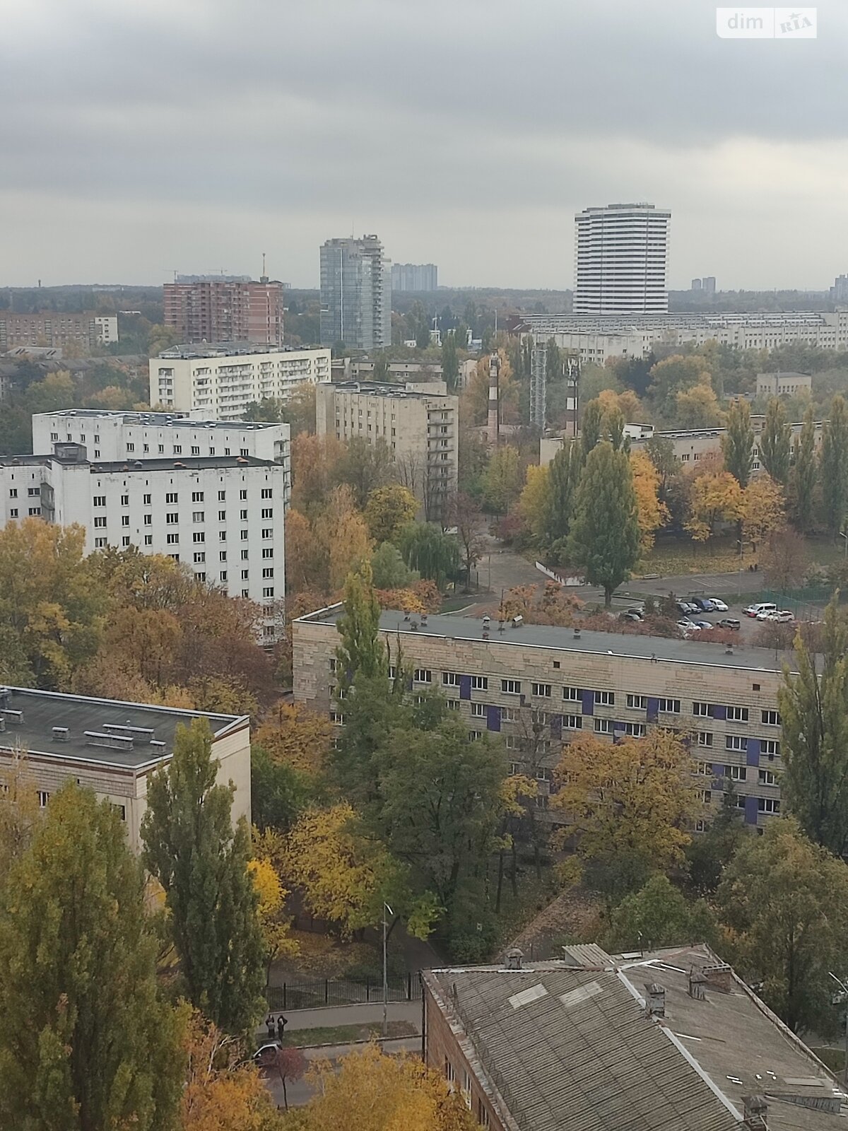 однокімнатна квартира в Києві, район Голосіївський, на вул. Юлії Здановської 34А в довготривалу оренду помісячно фото 1