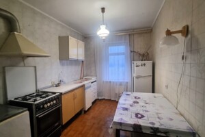 однокомнатная квартира в Киеве, район Харьковский Массив, на ул. Архитектора Вербицкого 8 в аренду на долгий срок помесячно фото 2 однокомнатная квартира в Киеве, район Харьковский Массив, на ул. Архитектора Вербицкого 8 в аренду на долгий срок помесячно фото 2