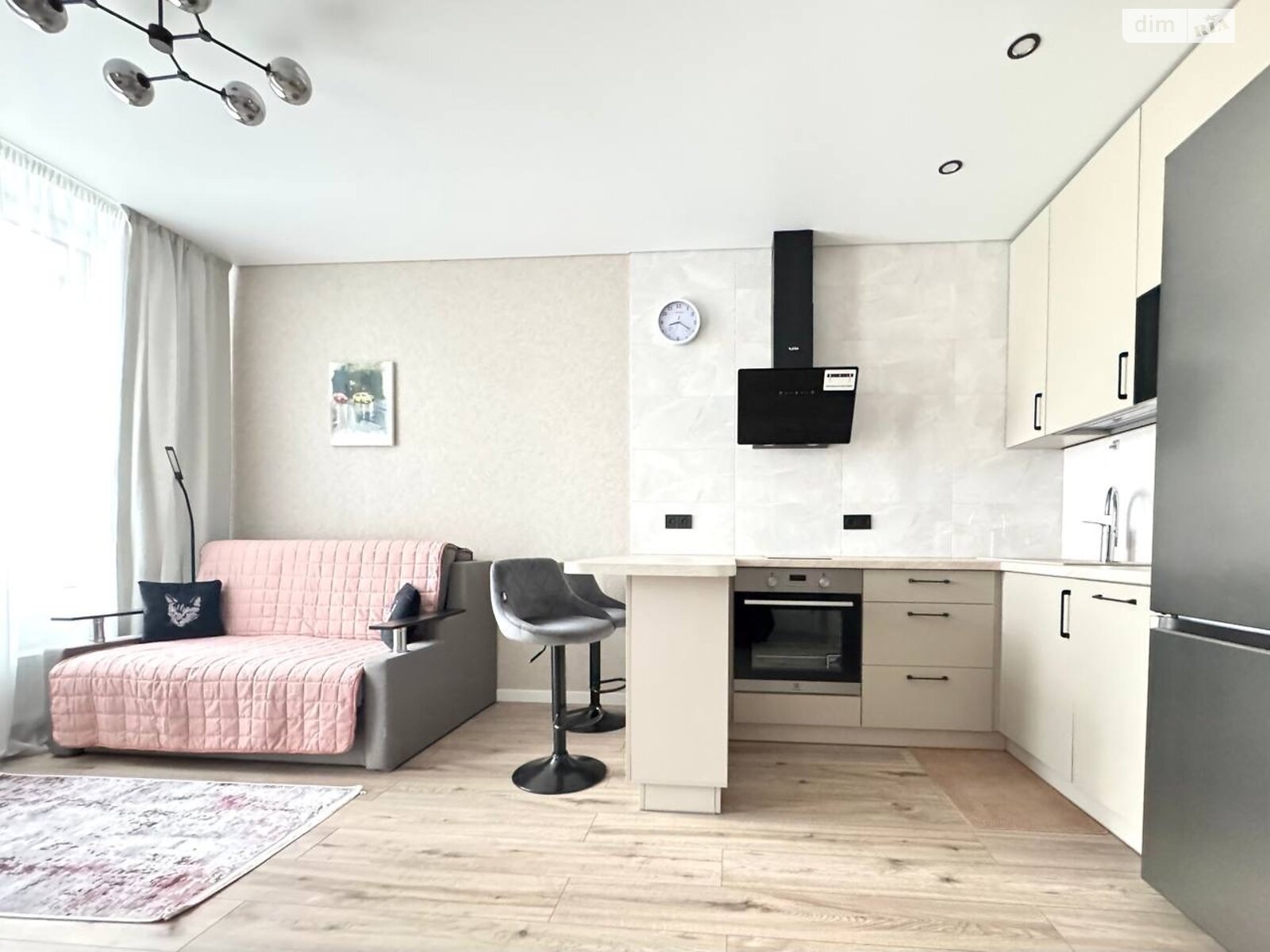 однокомнатная квартира в Киеве, район Харьковский Массив, на ул. Армянская 8 в аренду на долгий срок помесячно фото 1