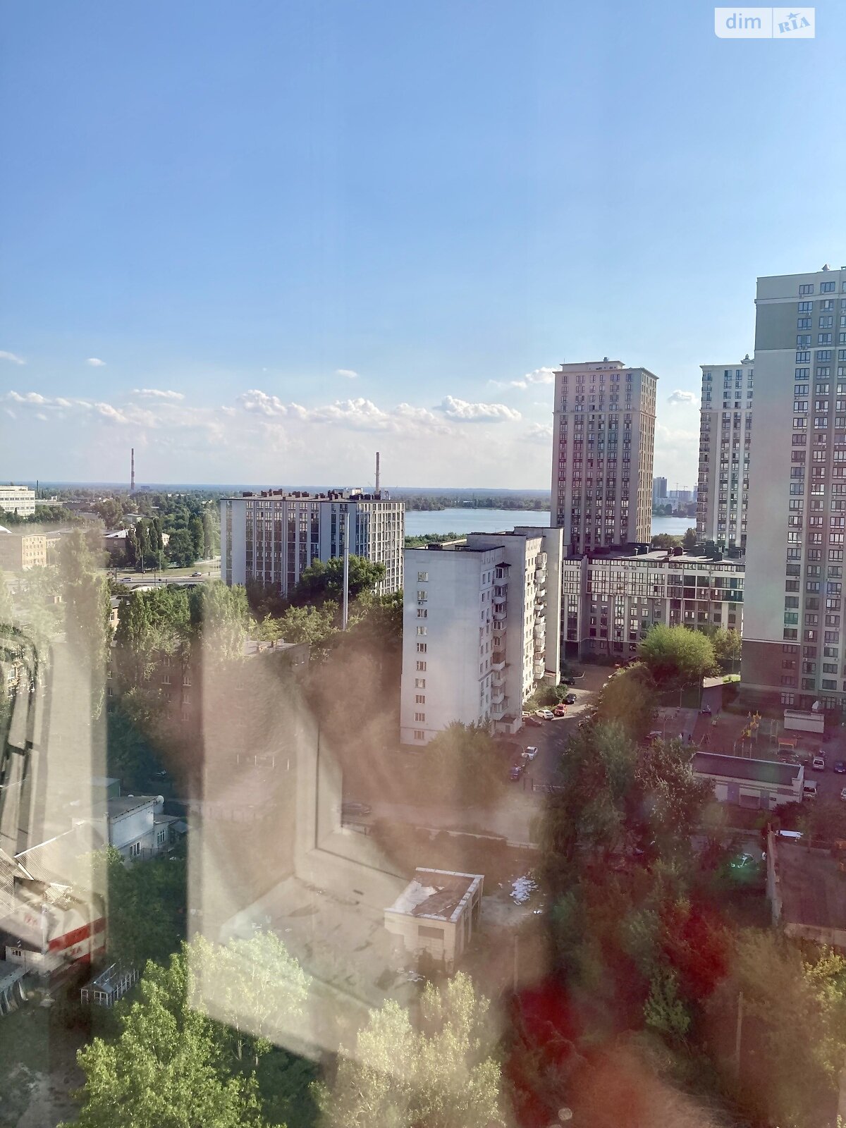 однокомнатная квартира в Киеве, район Харьковский Массив, на шоссе Харьковское 188 в аренду на долгий срок помесячно фото 1 однокомнатная квартира в Киеве, район Харьковский Массив, на шоссе Харьковское 188 в аренду на долгий срок помесячно фото 1