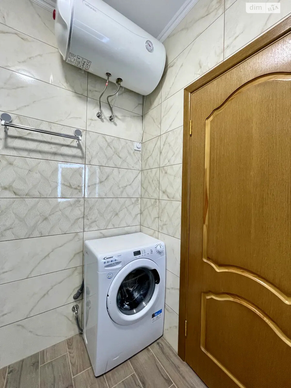 однокомнатная квартира в Киеве, район Харьковский Массив, на шоссе Харьковское 190 в аренду на долгий срок помесячно фото 1