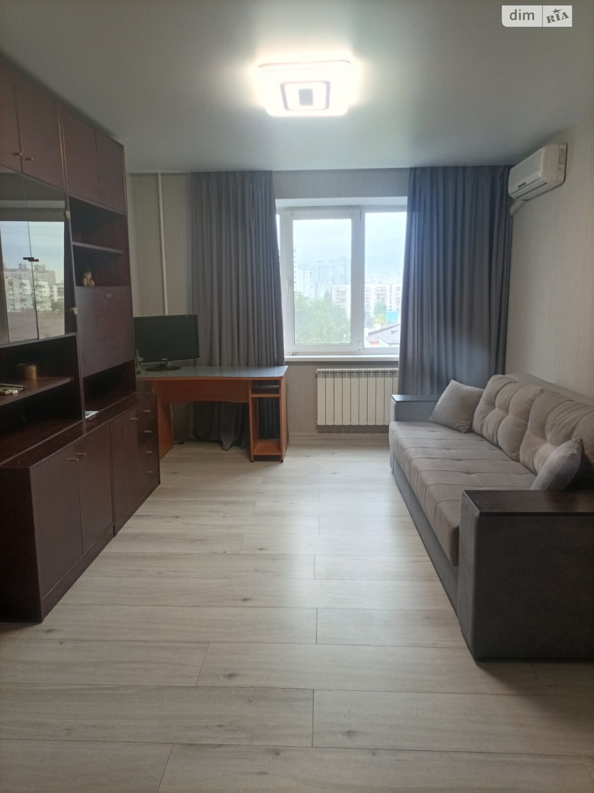 двухкомнатная квартира в Киеве, район Харьковский Массив, на просп. Николая Бажана 9Ж в аренду на долгий срок помесячно фото 1 двухкомнатная квартира в Киеве, район Харьковский Массив, на просп. Николая Бажана 9Ж в аренду на долгий срок помесячно фото 1