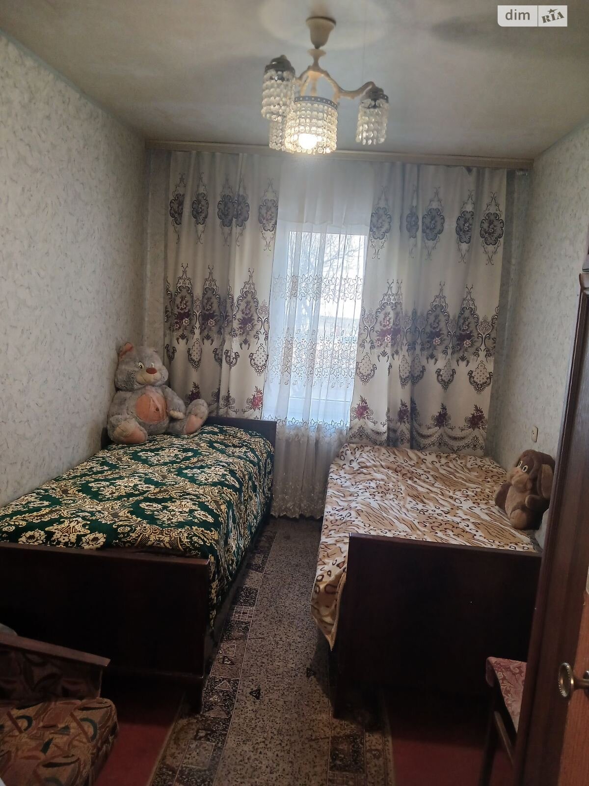 трехкомнатная квартира в Киеве, район Харьковский Массив, на ул. Ревуцкого 17Б в аренду на долгий срок помесячно фото 1 трехкомнатная квартира в Киеве, район Харьковский Массив, на ул. Ревуцкого 17Б в аренду на долгий срок помесячно фото 1