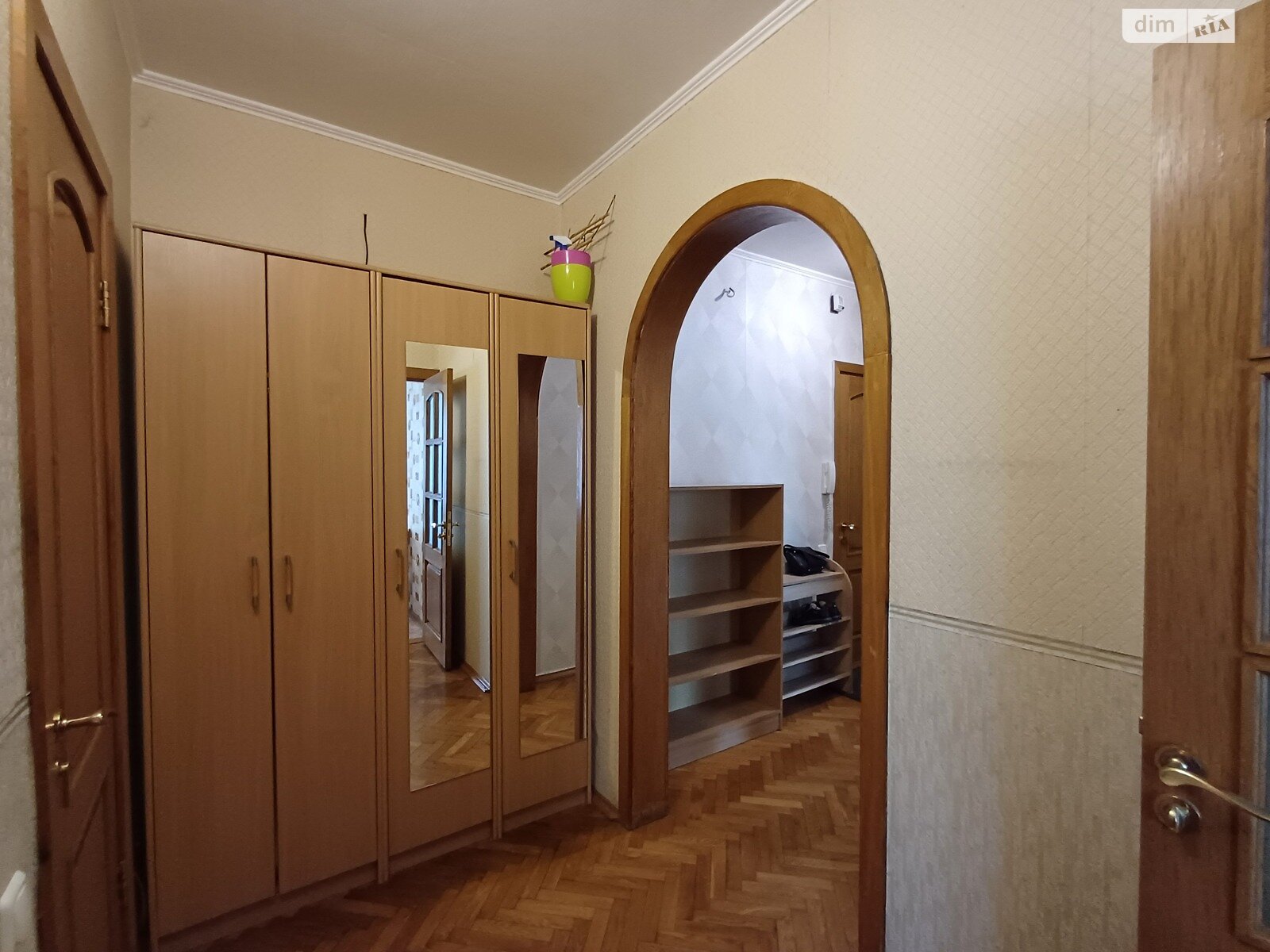 двухкомнатная квартира в Киеве, район Харьковский Массив, на ул. Ревуцкого 7А в аренду на долгий срок помесячно фото 1 двухкомнатная квартира в Киеве, район Харьковский Массив, на ул. Ревуцкого 7А в аренду на долгий срок помесячно фото 1
