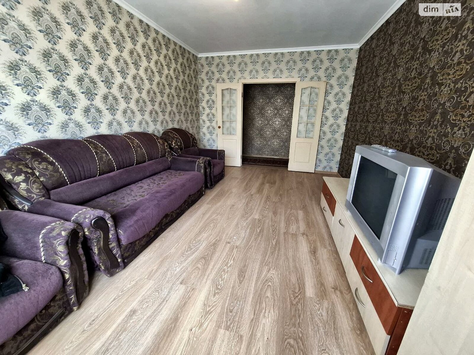 трикімнатна квартира в Києві, район Харківський Масив, на вул. Тростянецька 8В в довготривалу оренду помісячно фото 1 трикімнатна квартира в Києві, район Харківський Масив, на вул. Тростянецька 8В в довготривалу оренду помісячно фото 1
