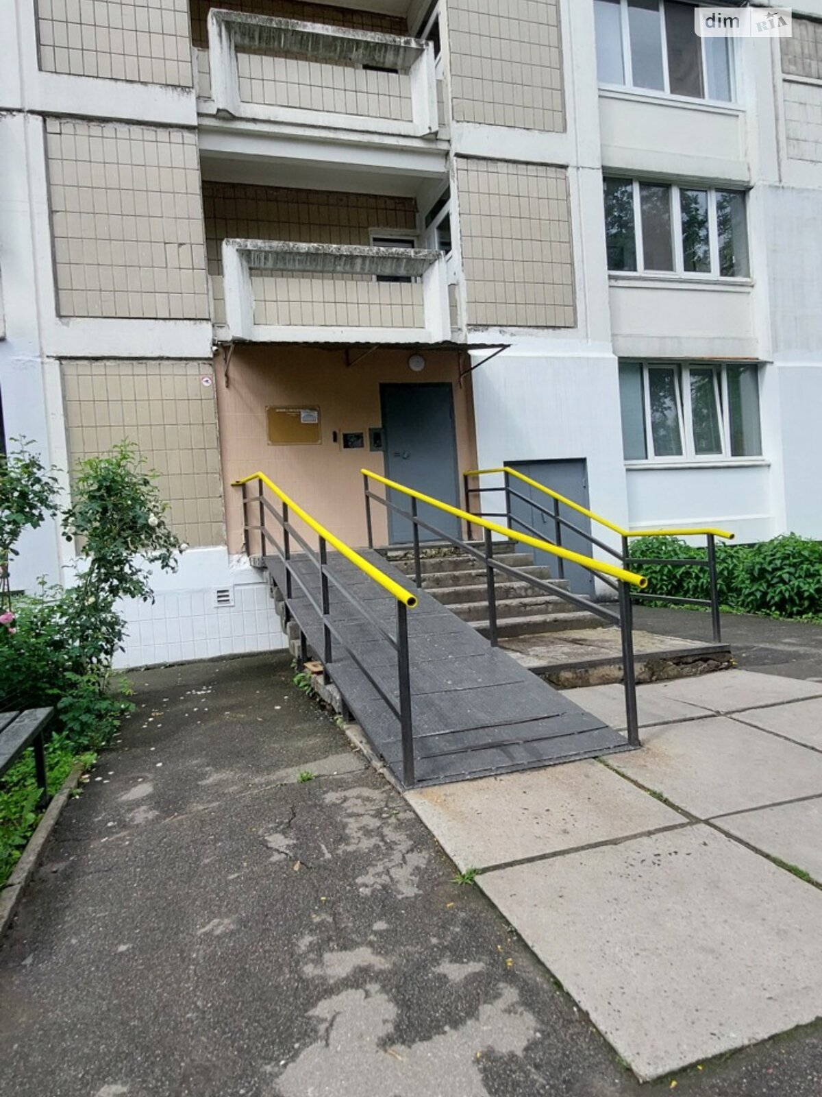 однокімнатна квартира в Києві, район Харківський Масив, на вул. Тростянецька 5Б в довготривалу оренду помісячно фото 1 однокімнатна квартира в Києві, район Харківський Масив, на вул. Тростянецька 5Б в довготривалу оренду помісячно фото 1