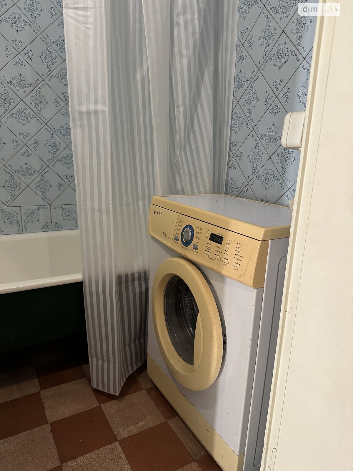 двухкомнатная квартира в Киеве, район Харьковский Массив, на ул. Тростянецкая 3, кв. 57 в аренду на долгий срок помесячно фото 1 двухкомнатная квартира в Киеве, район Харьковский Массив, на ул. Тростянецкая 3, кв. 57 в аренду на долгий срок помесячно фото 1