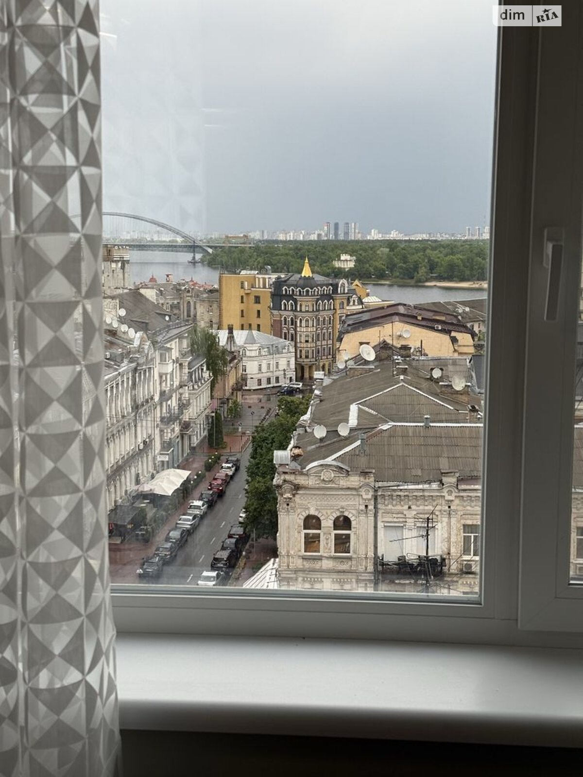 трикімнатна квартира в Києві, на вул. Ігорівська 2/6 в довготривалу оренду помісячно фото 1 трикімнатна квартира в Києві, на вул. Ігорівська 2/6 в довготривалу оренду помісячно фото 1
