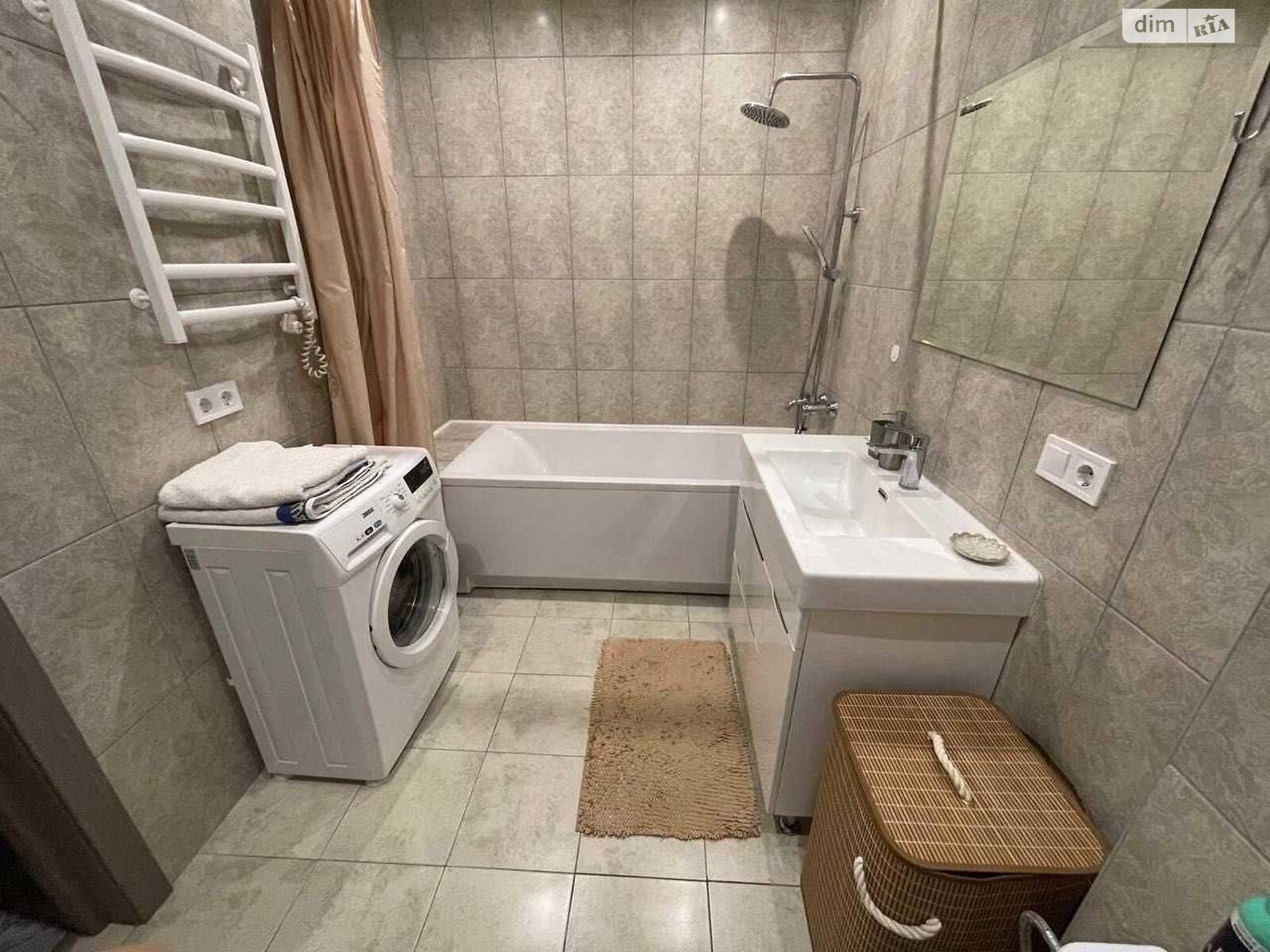 однокомнатная квартира в Киеве, район Жуляны, на просп. Валерия Лобановского 39А в аренду на долгий срок помесячно фото 1 однокомнатная квартира в Киеве, район Жуляны, на просп. Валерия Лобановского 39А в аренду на долгий срок помесячно фото 1