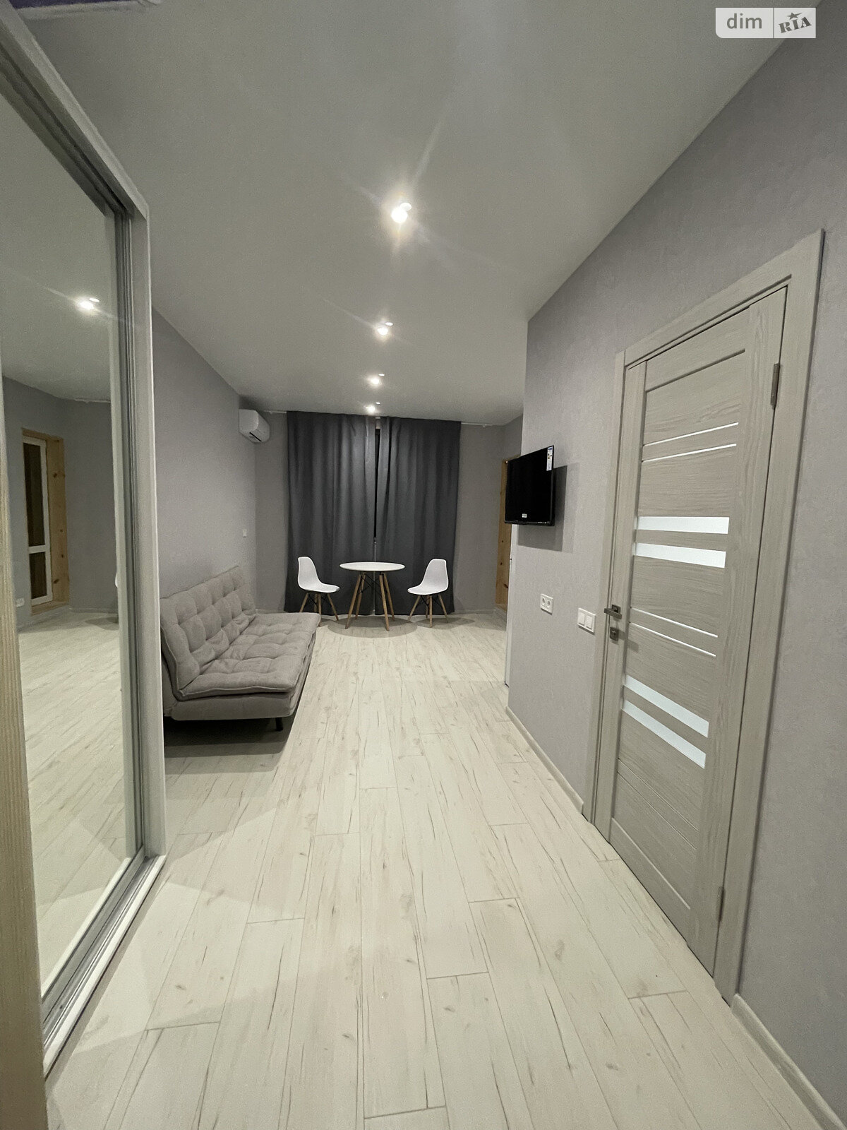 однокімнатна квартира в Києві, район Жуляни, на вул. Михайла Дерегуса 42 в довготривалу оренду помісячно фото 1 однокімнатна квартира в Києві, район Жуляни, на вул. Михайла Дерегуса 42 в довготривалу оренду помісячно фото 1