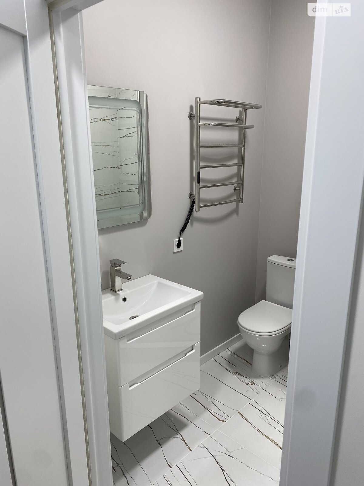 однокомнатная квартира в Киеве, район Жуляны, на ул. Сергея Колоса 4Б в аренду на долгий срок помесячно фото 1