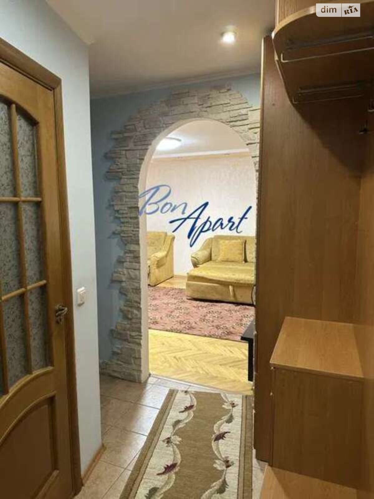 однокімнатна квартира в Києві, район Караваєві Дачі, на вул. Борщагівська 133 в довготривалу оренду помісячно фото 1 однокімнатна квартира в Києві, район Караваєві Дачі, на вул. Борщагівська 133 в довготривалу оренду помісячно фото 1