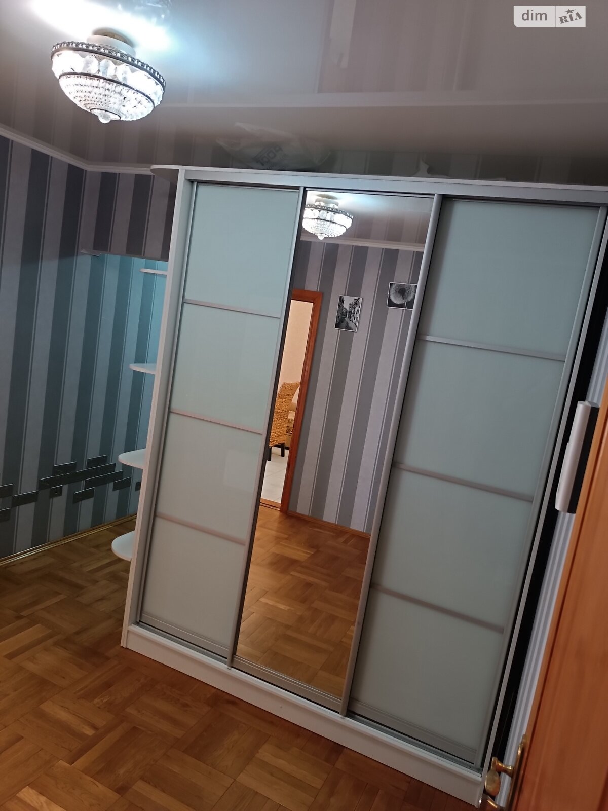 двухкомнатная квартира в Киеве, район Караваевы Дачи, на ул. Татьянинская 7 в аренду на долгий срок помесячно фото 1 двухкомнатная квартира в Киеве, район Караваевы Дачи, на ул. Татьянинская 7 в аренду на долгий срок помесячно фото 1