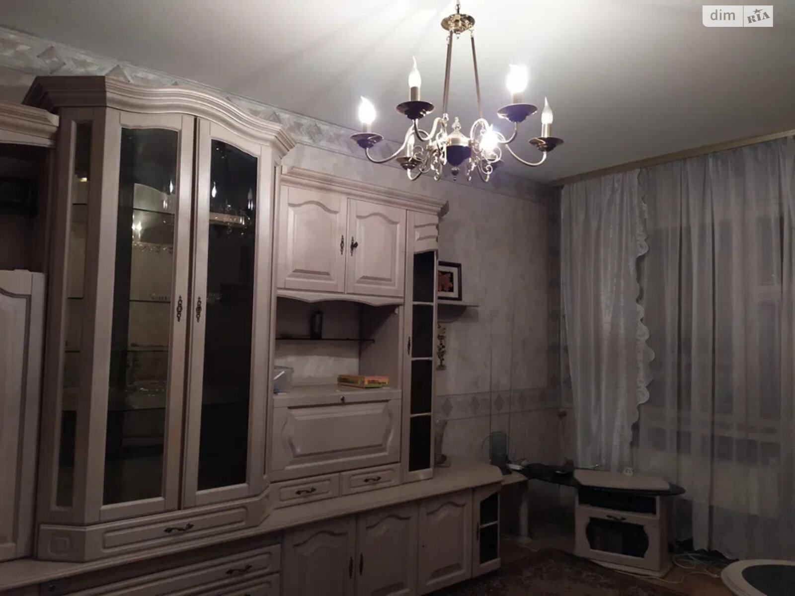 однокімнатна квартира в Києві, район Караваєві Дачі, на вул. Тетяни Яблонської 4 в довготривалу оренду помісячно фото 1 однокімнатна квартира в Києві, район Караваєві Дачі, на вул. Тетяни Яблонської 4 в довготривалу оренду помісячно фото 1