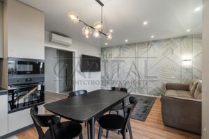 трехкомнатная квартира в Киеве, район Подольский, на ул. Кирилловская 37 в аренду на долгий срок помесячно фото 2 трехкомнатная квартира в Киеве, район Подольский, на ул. Кирилловская 37 в аренду на долгий срок помесячно фото 2