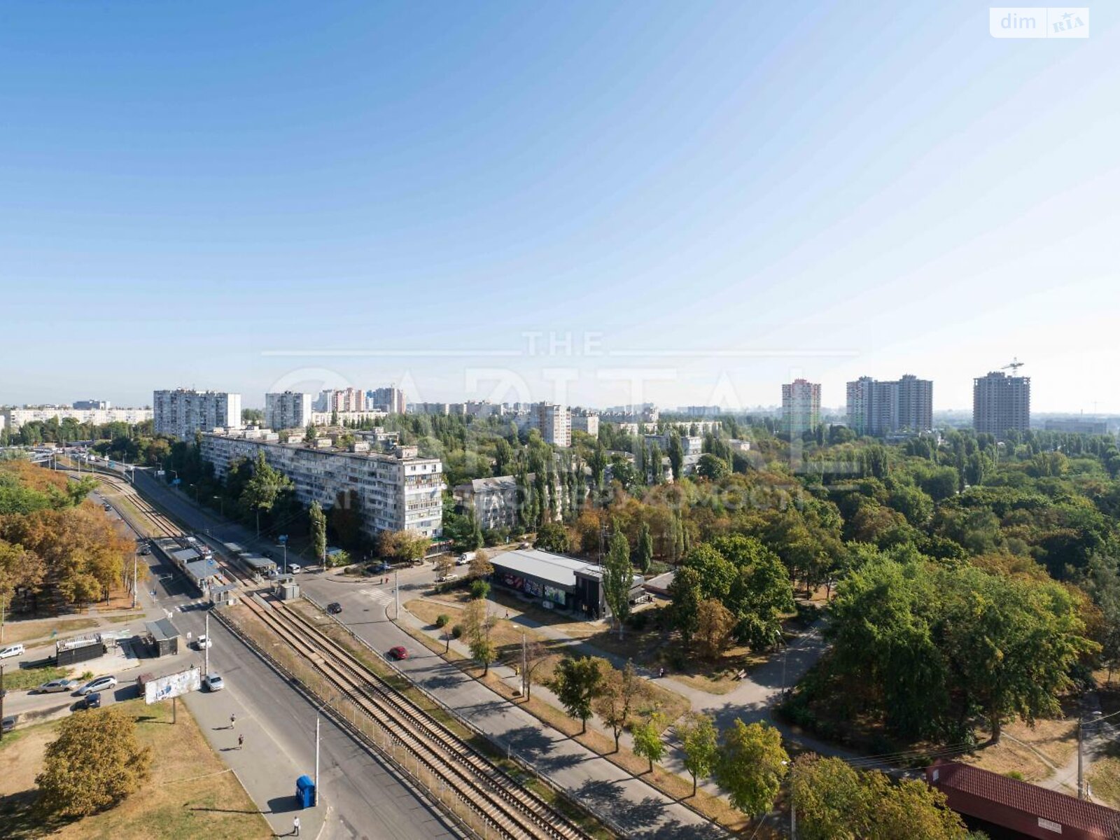 трикімнатна квартира в Києві, на бул. Кольцова 14 в довготривалу оренду помісячно фото 1 трикімнатна квартира в Києві, на бул. Кольцова 14 в довготривалу оренду помісячно фото 1