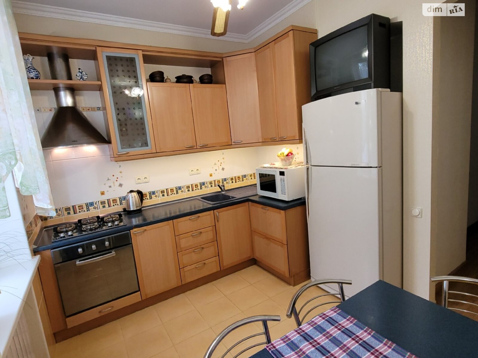 трехкомнатная квартира в Киеве, район Кудрявец, на ул. Николая Пимоненко 4 в аренду на долгий срок помесячно фото 1 трехкомнатная квартира в Киеве, район Кудрявец, на ул. Николая Пимоненко 4 в аренду на долгий срок помесячно фото 1