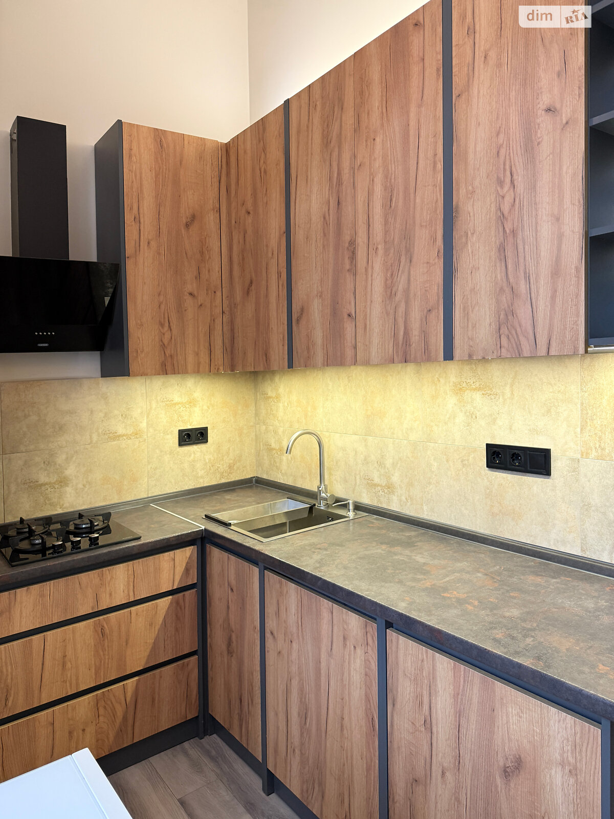 однокомнатная квартира в Киеве, район Кудрявец, на ул. Сечевых Стрельцов 14А в аренду на долгий срок помесячно фото 1