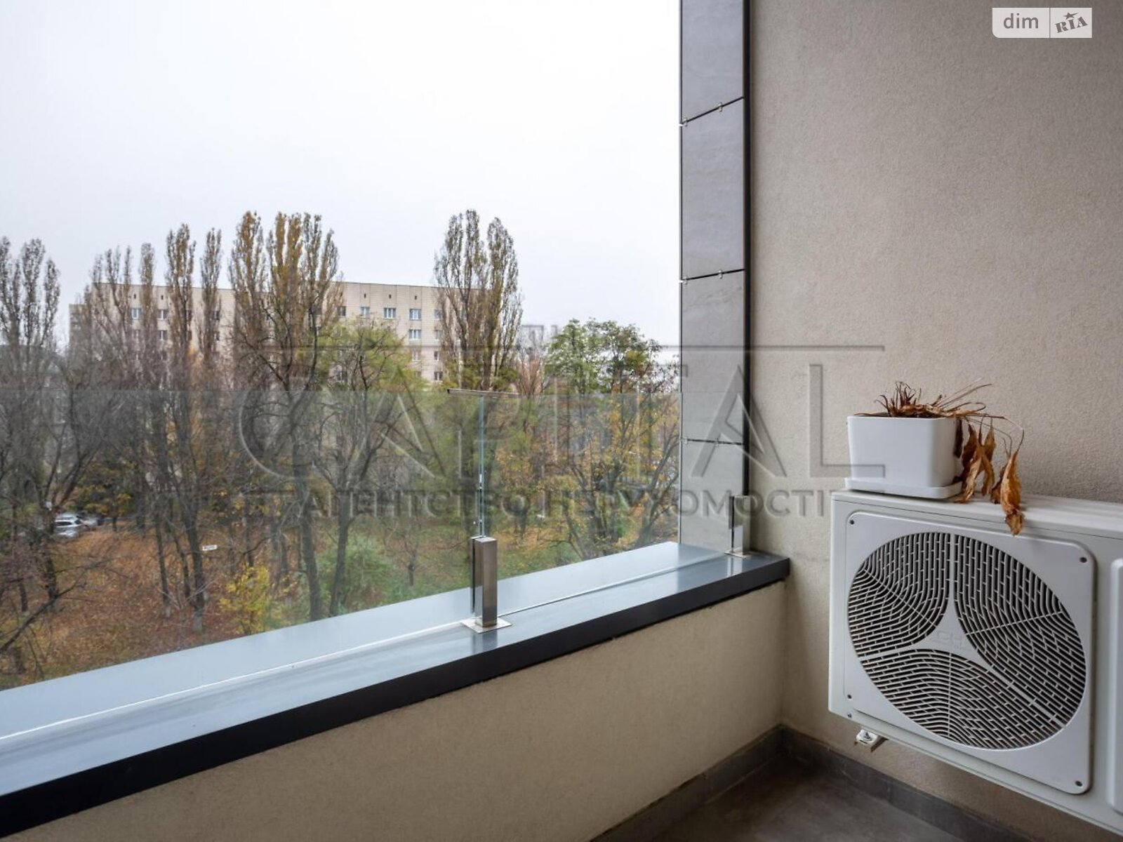 однокомнатная квартира в Киеве, район Кудрявец, на ул. Сечевых Стрельцов 44А в аренду на долгий срок помесячно фото 1 однокомнатная квартира в Киеве, район Кудрявец, на ул. Сечевых Стрельцов 44А в аренду на долгий срок помесячно фото 1