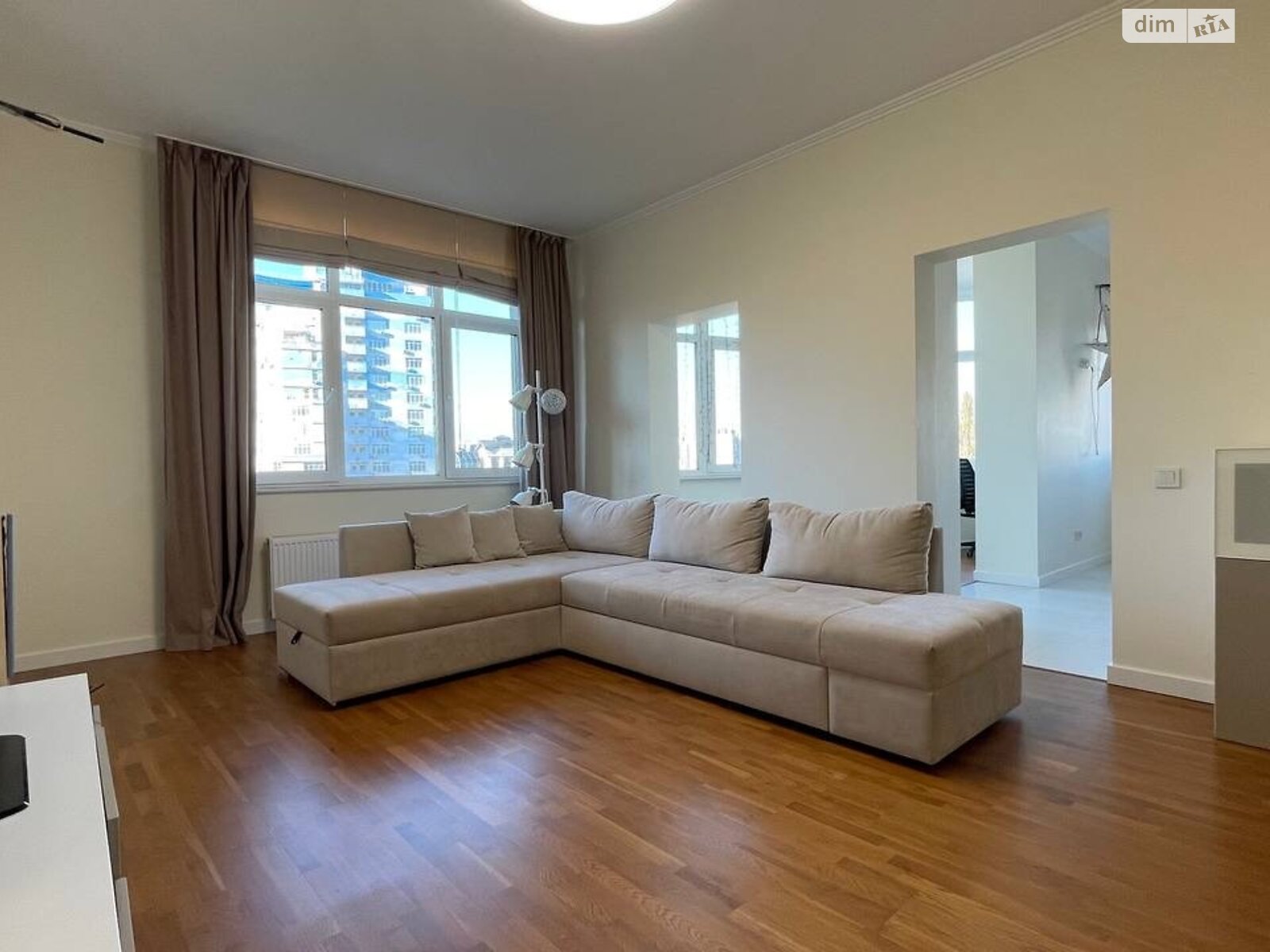 трехкомнатная квартира в Киеве, район Кудрявец, на ул. Сечевых Стрельцов 70А в аренду на долгий срок помесячно фото 1 трехкомнатная квартира в Киеве, район Кудрявец, на ул. Сечевых Стрельцов 70А в аренду на долгий срок помесячно фото 1