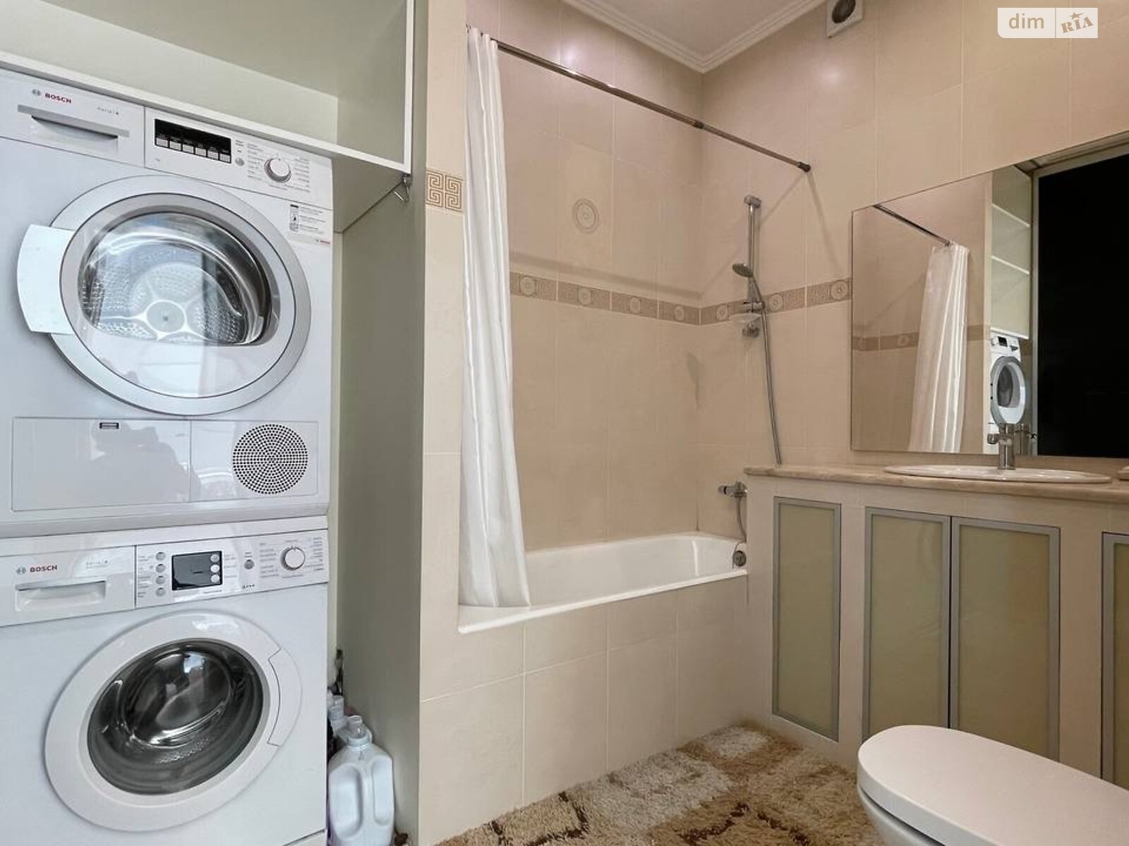 трехкомнатная квартира в Киеве, район Кудрявец, на ул. Сечевых Стрельцов 70А в аренду на долгий срок помесячно фото 1 трехкомнатная квартира в Киеве, район Кудрявец, на ул. Сечевых Стрельцов 70А в аренду на долгий срок помесячно фото 1