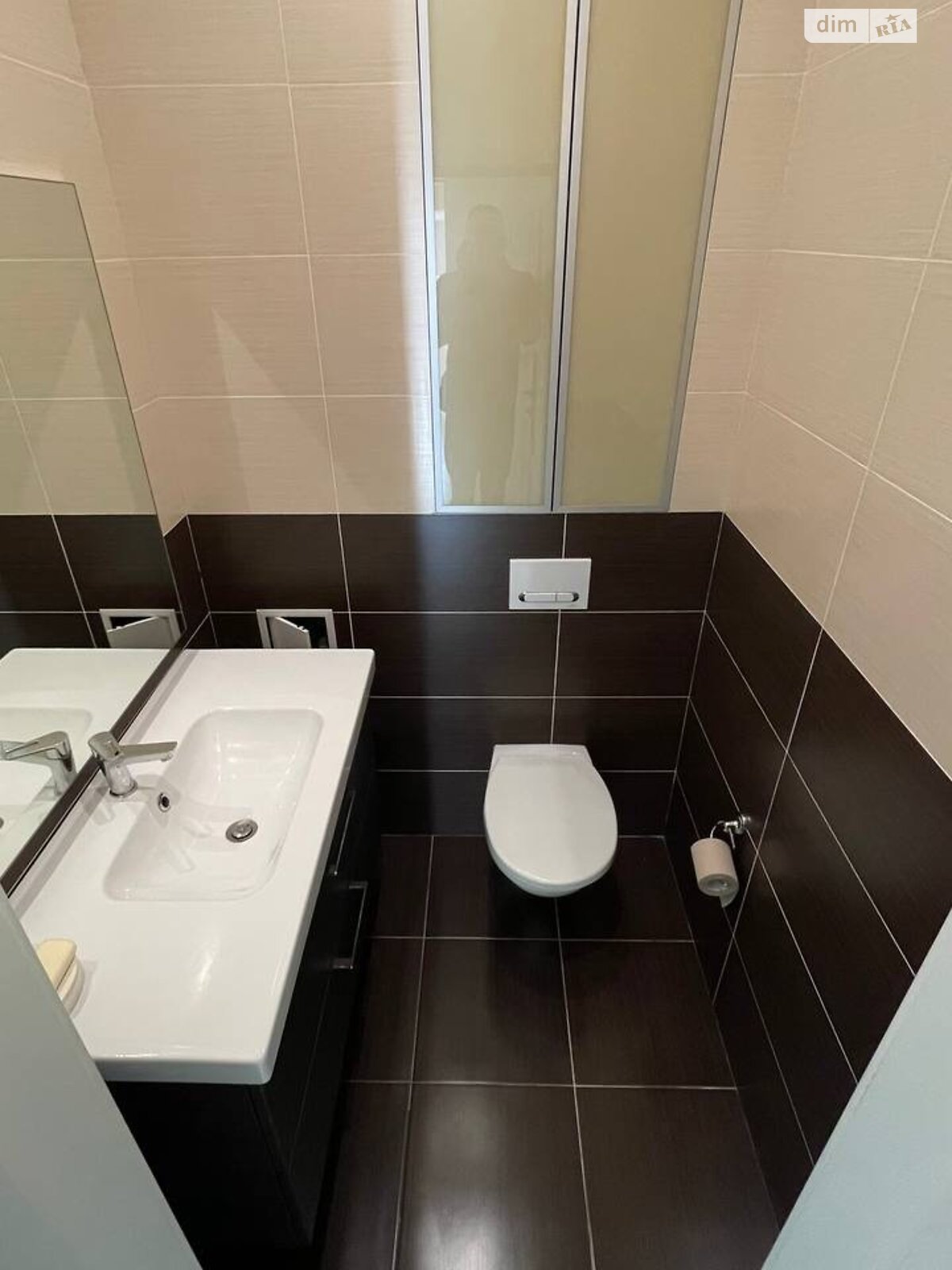 трехкомнатная квартира в Киеве, район Кудрявец, на ул. Сечевых Стрельцов 70А в аренду на долгий срок помесячно фото 1 трехкомнатная квартира в Киеве, район Кудрявец, на ул. Сечевых Стрельцов 70А в аренду на долгий срок помесячно фото 1