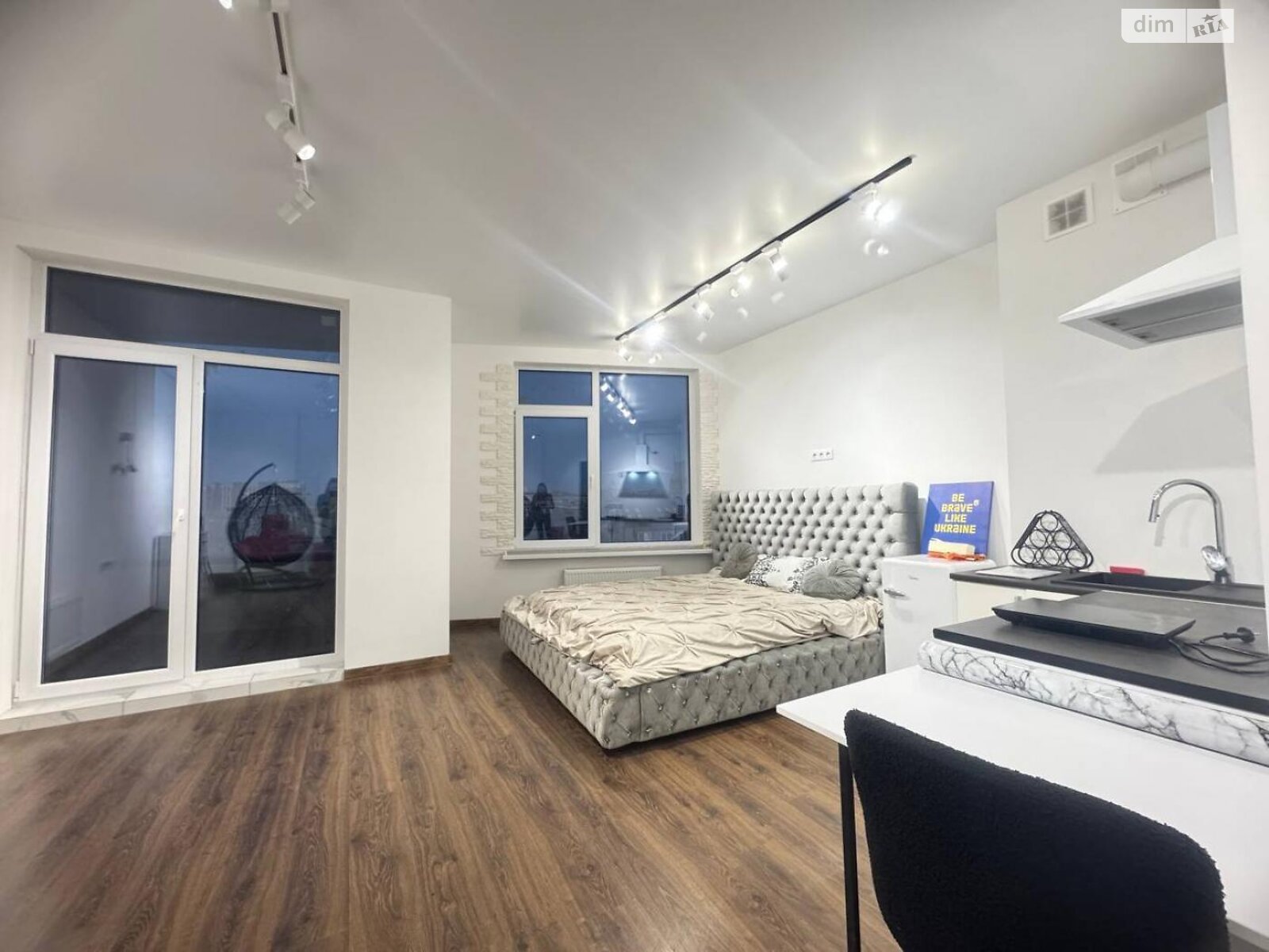 однокомнатная квартира в Киеве, район Кудрявец, на ул. Сечевых Стрельцов 44А в аренду на долгий срок помесячно фото 1