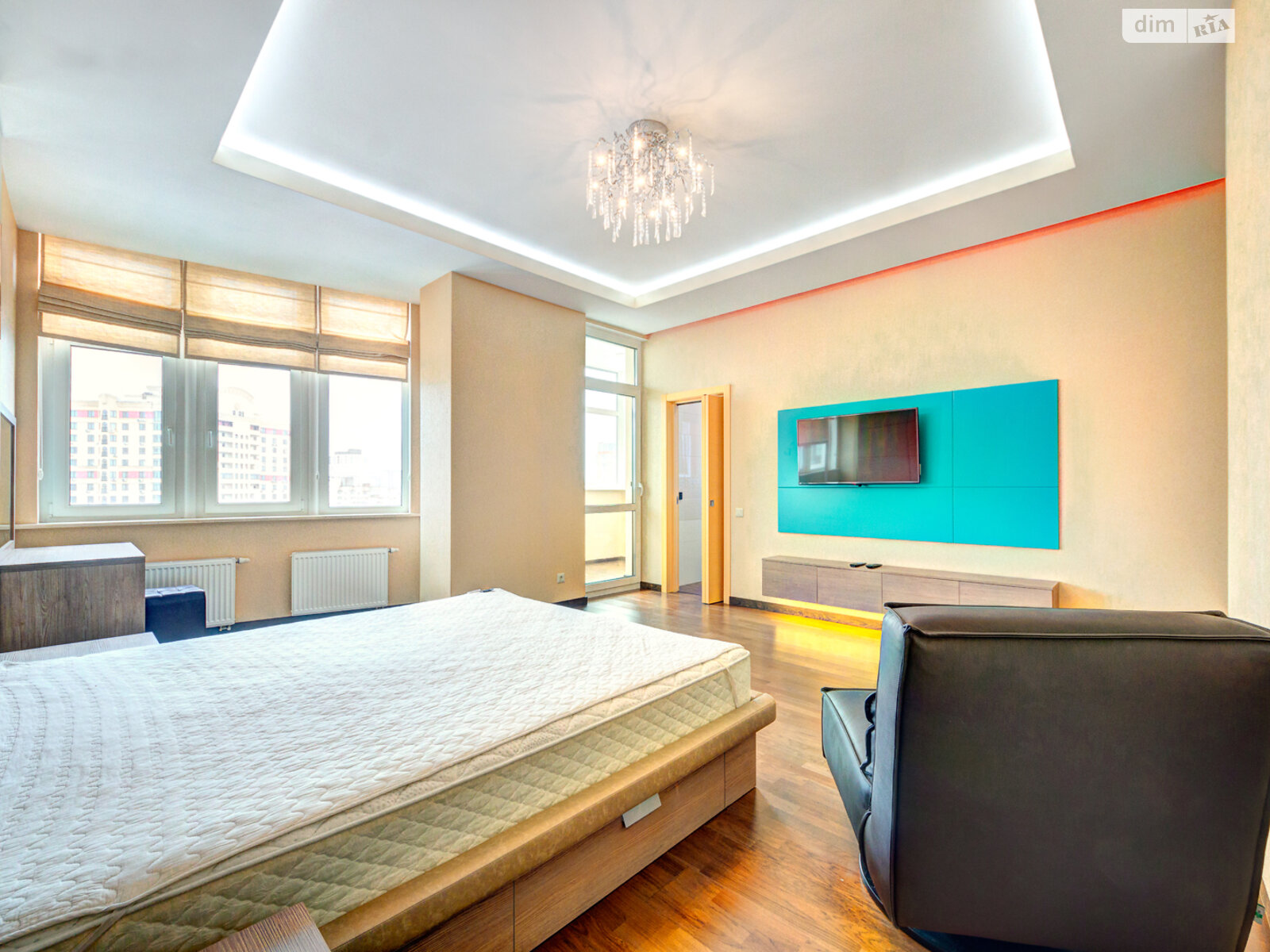 трехкомнатная квартира в Киеве, район Кудрявец, на ул. Сечевых Стрельцов 70А в аренду на долгий срок помесячно фото 1 трехкомнатная квартира в Киеве, район Кудрявец, на ул. Сечевых Стрельцов 70А в аренду на долгий срок помесячно фото 1