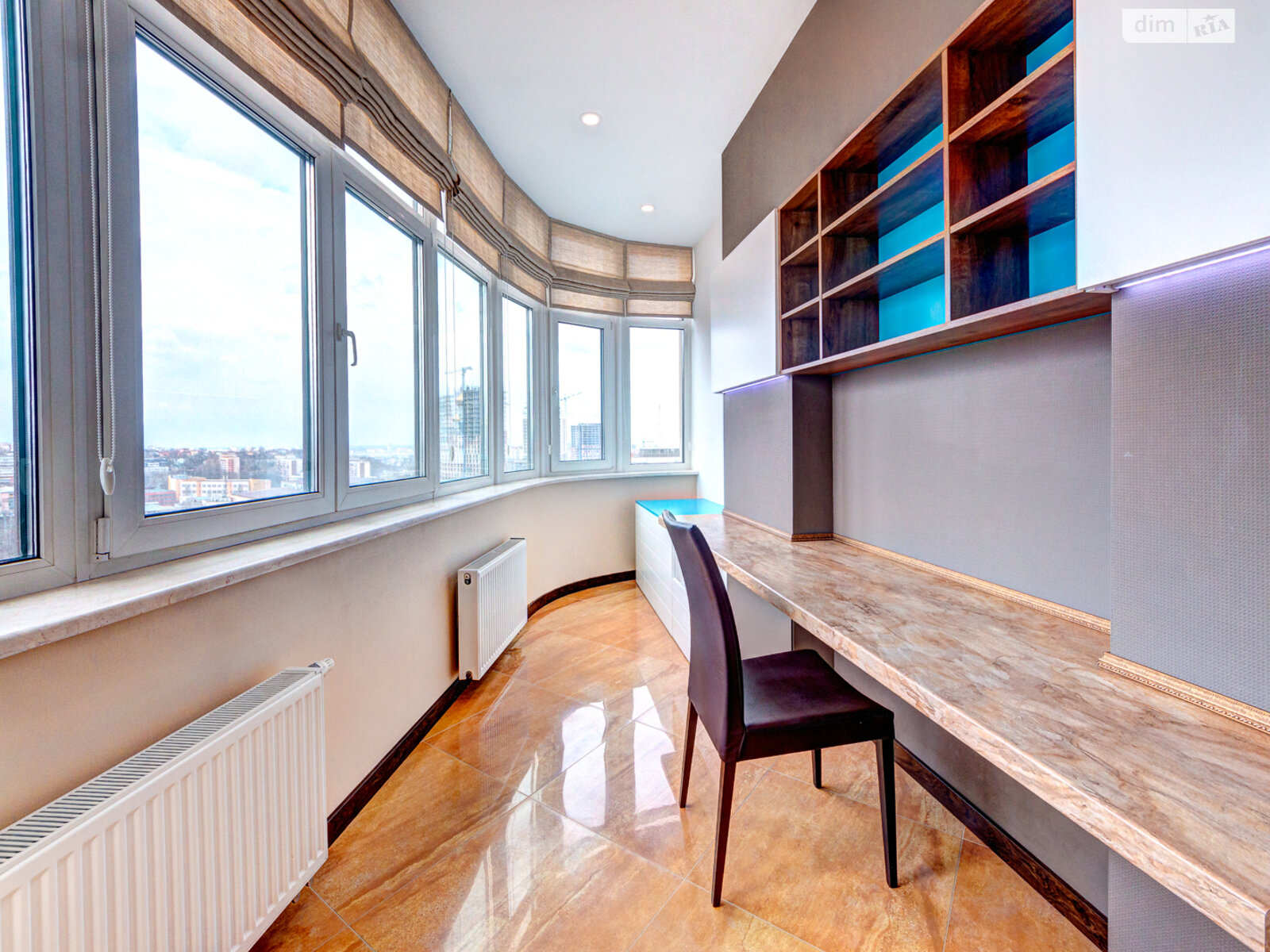 трехкомнатная квартира в Киеве, район Кудрявец, на ул. Сечевых Стрельцов 70А в аренду на долгий срок помесячно фото 1 трехкомнатная квартира в Киеве, район Кудрявец, на ул. Сечевых Стрельцов 70А в аренду на долгий срок помесячно фото 1