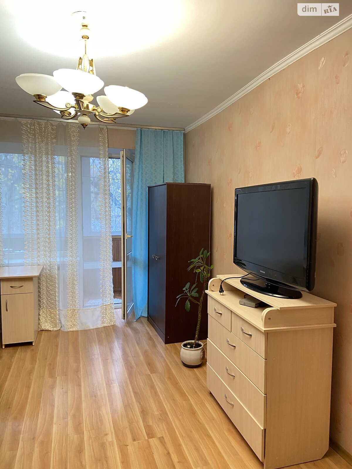 двухкомнатная квартира в Киеве, район Шевченковский, на пер. Варязкий 10 в аренду на долгий срок помесячно фото 1 двухкомнатная квартира в Киеве, район Шевченковский, на пер. Варязкий 10 в аренду на долгий срок помесячно фото 1