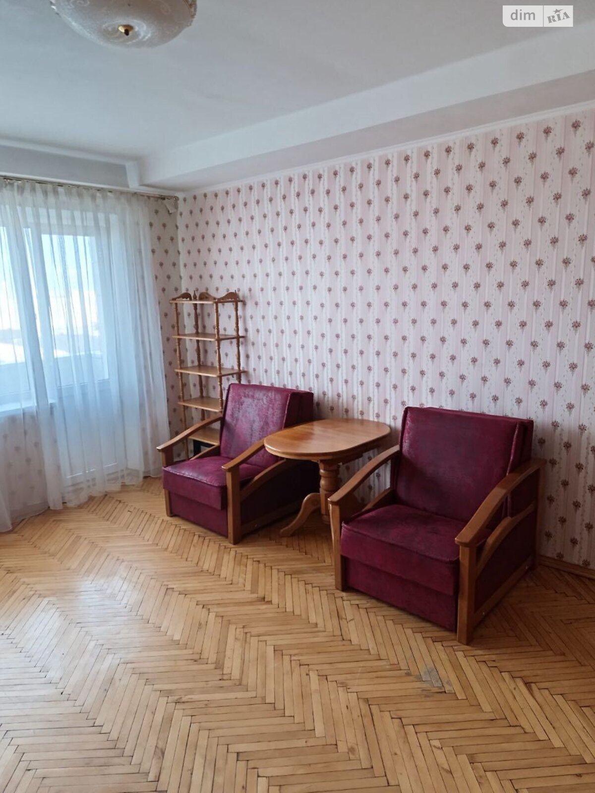 трехкомнатная квартира в Киеве, район Куреневка, на ул. Кириловская 117 в аренду на долгий срок помесячно фото 1 трехкомнатная квартира в Киеве, район Куреневка, на ул. Кириловская 117 в аренду на долгий срок помесячно фото 1